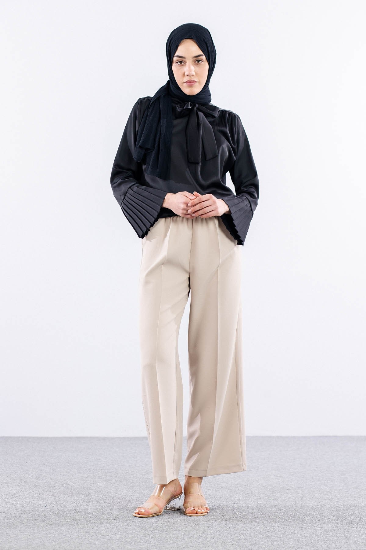 002 Pantolon 40-50 - Bej