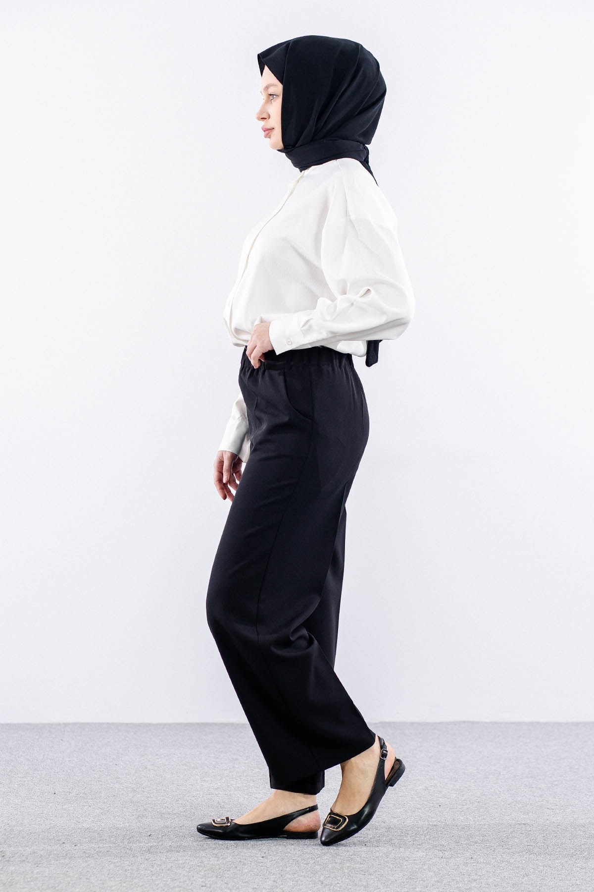 002 Pantolon 40-50 - Siyah