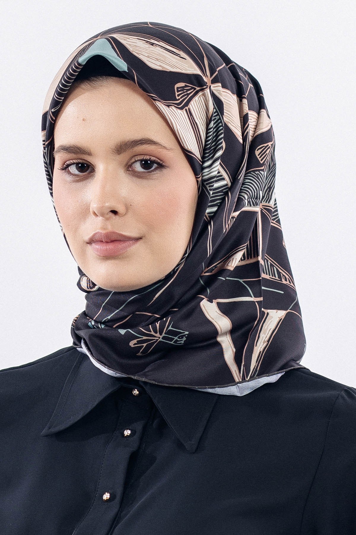 12507 Polyester Eşarp Twill Dokuma 90*90 - Siyah Krem