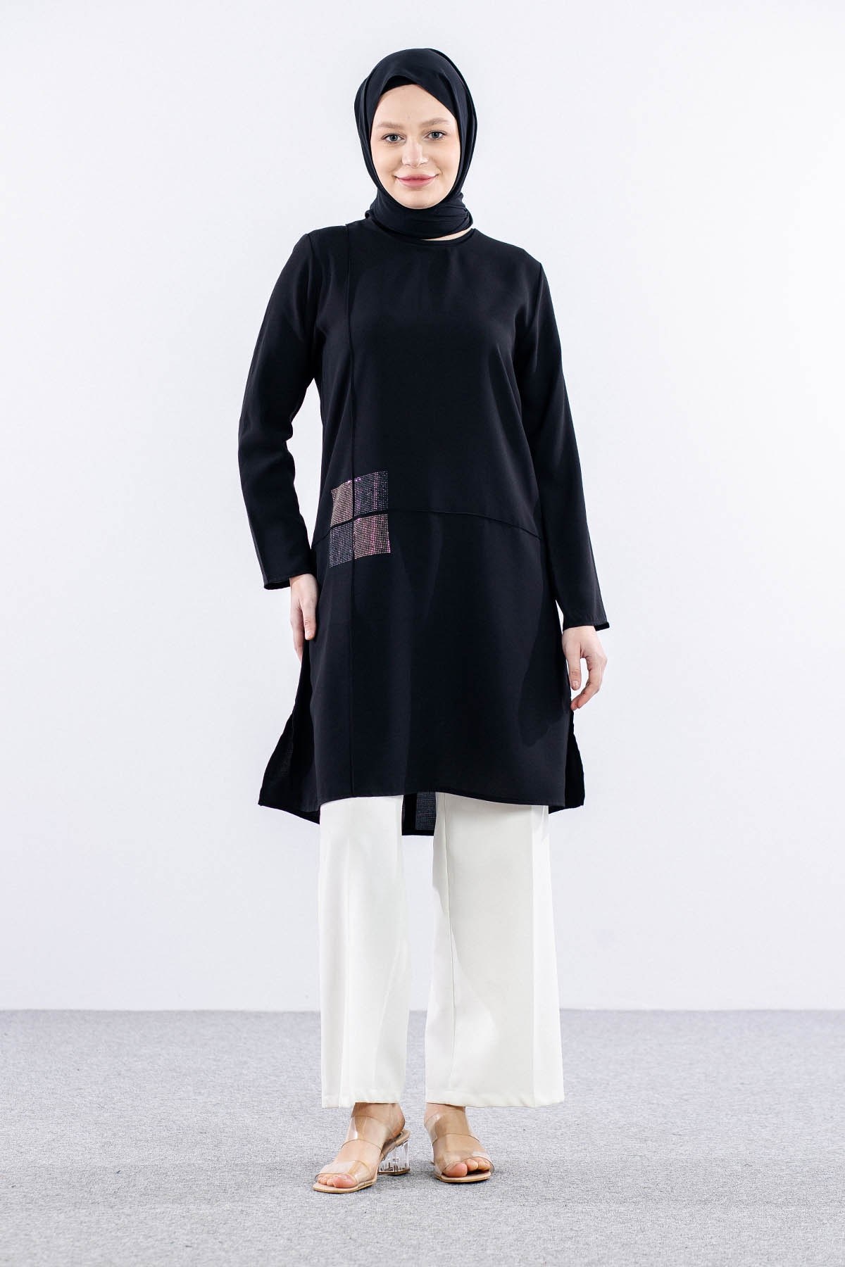 2429 Tunik 42-48 Kare - Siyah