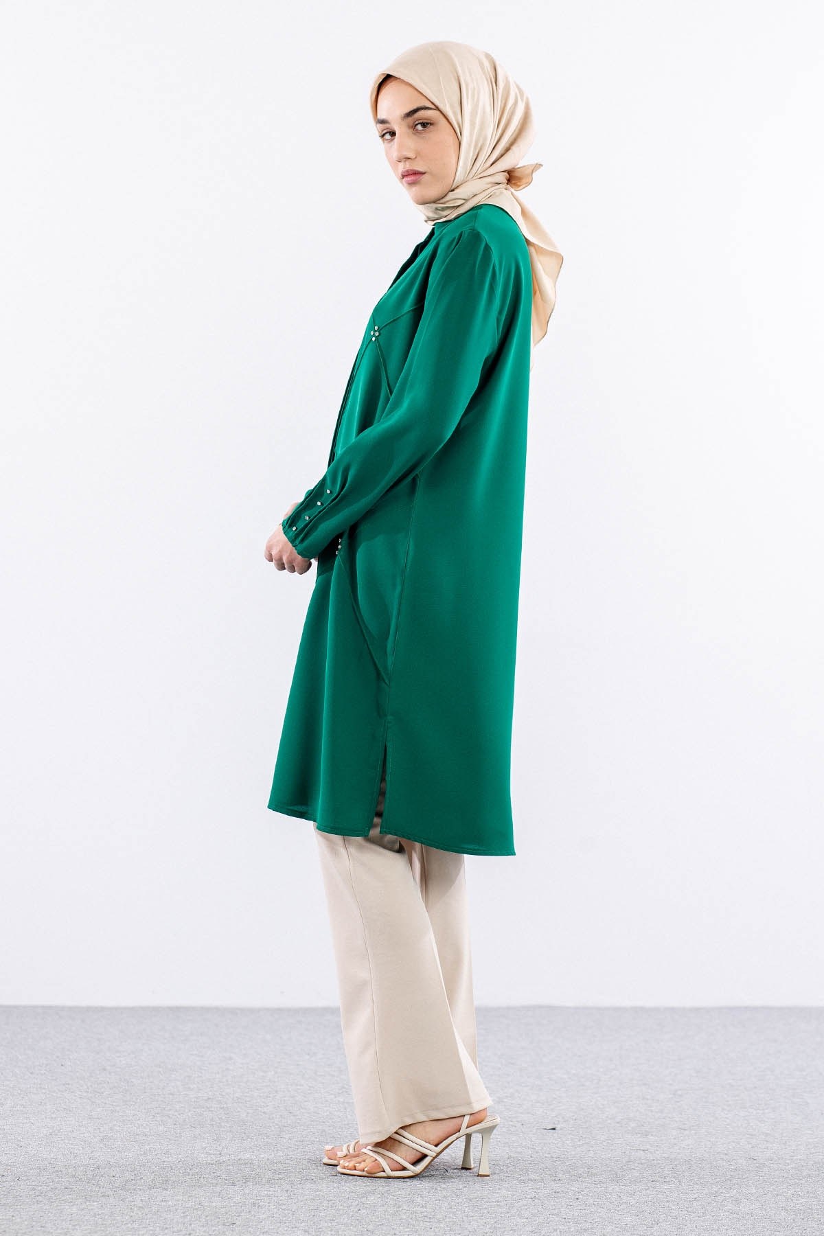 2433 Tunik 42-48 Dks - Mint