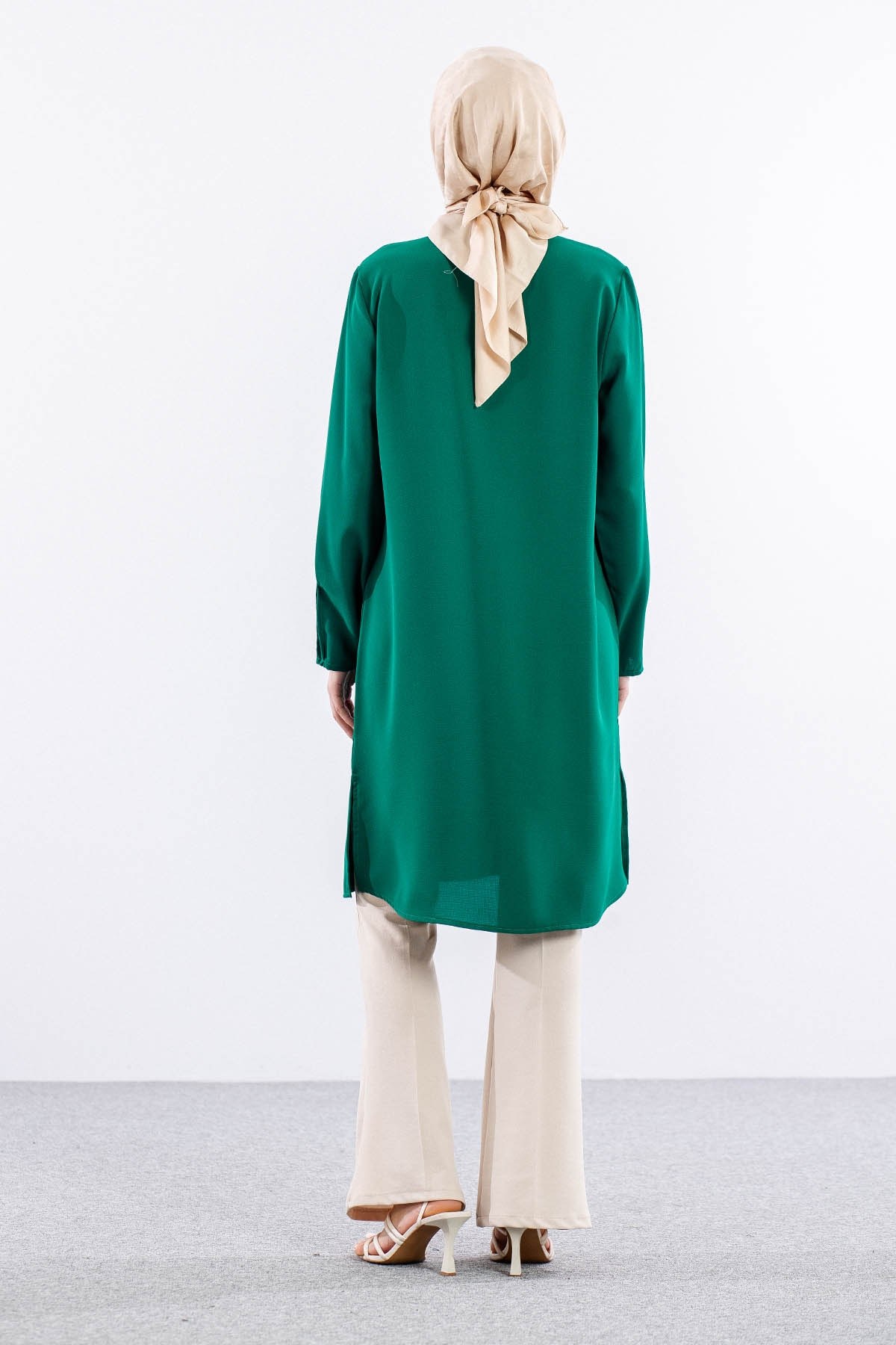 2433 Tunik 42-48 Dks - Mint