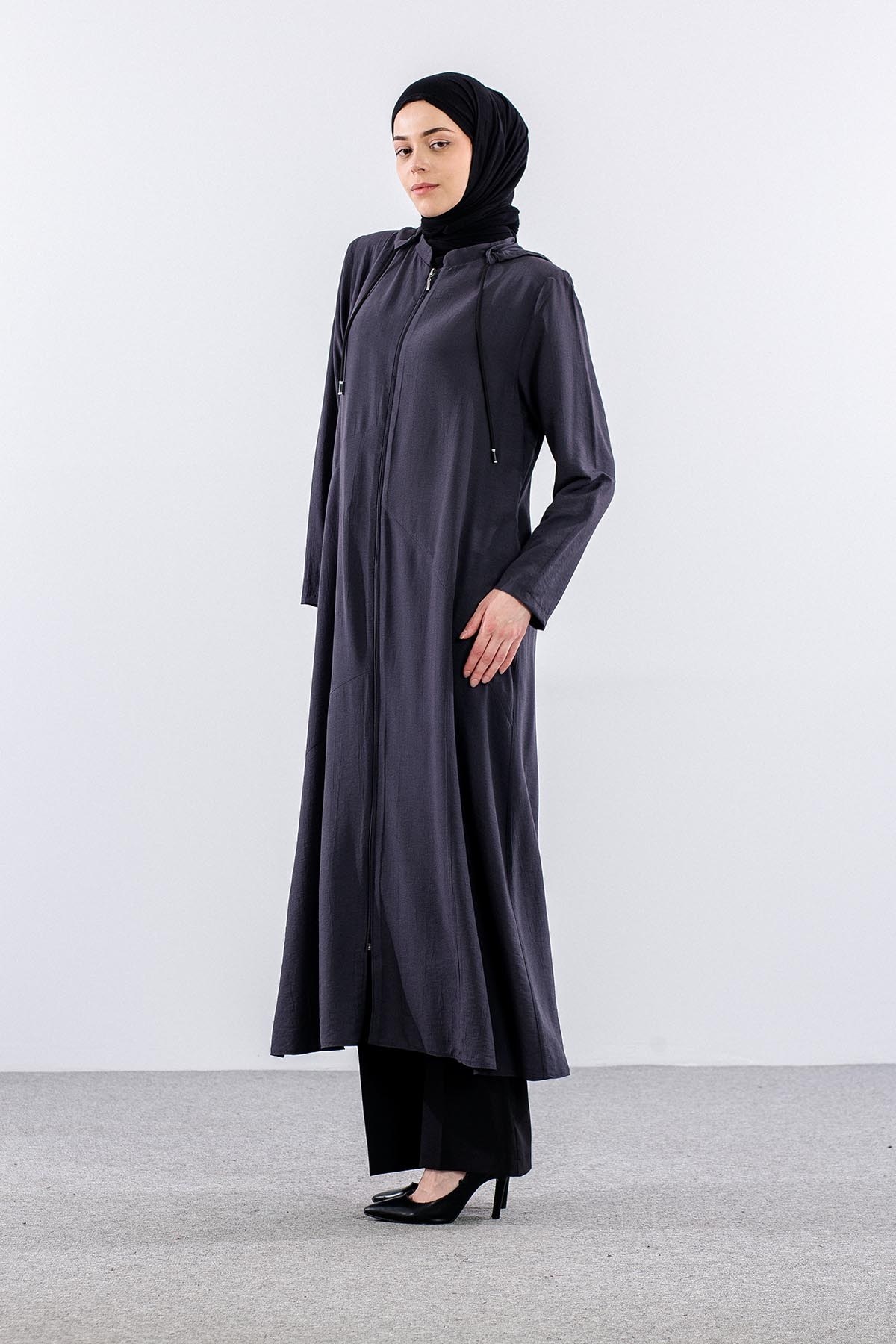 2502 A. Boy Kaban 40-50 Kapüşon Detay - Füme
