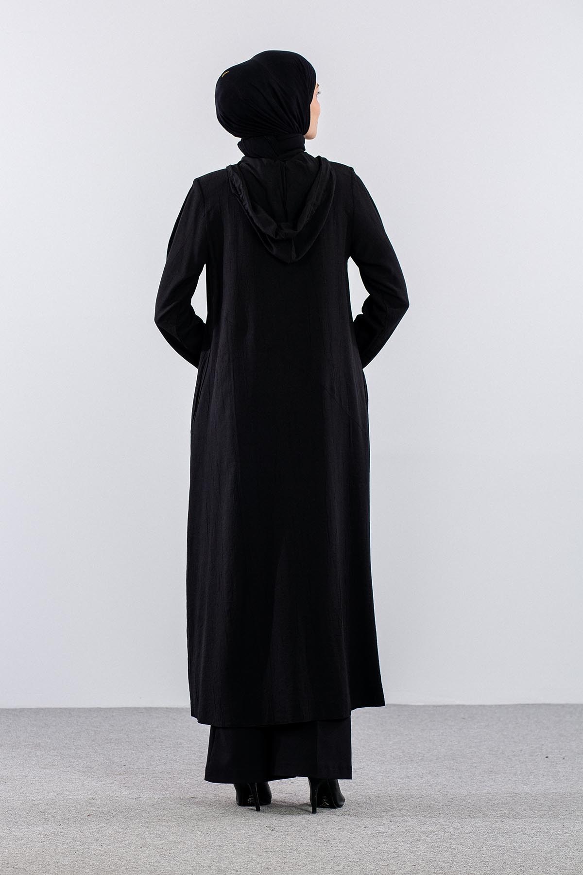 2502 A. Boy Kaban 40-50 Kapüşon Detay - Siyah