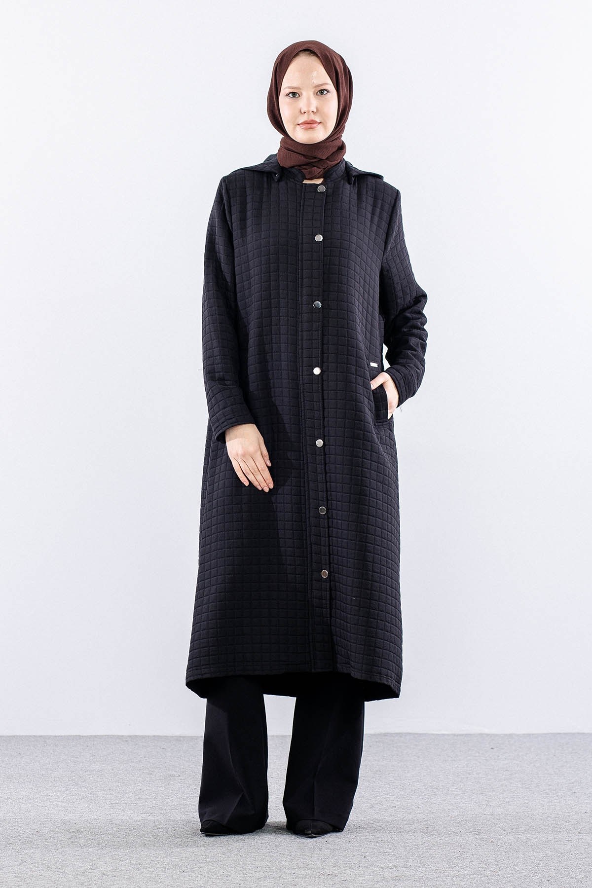 2524 Kapitone Kap 42-52 - Siyah
