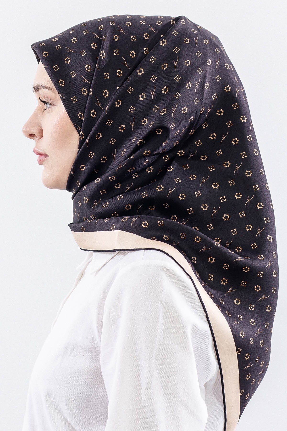 4639 İpek Eşarp Twill Kumaş Monogram - Kahve