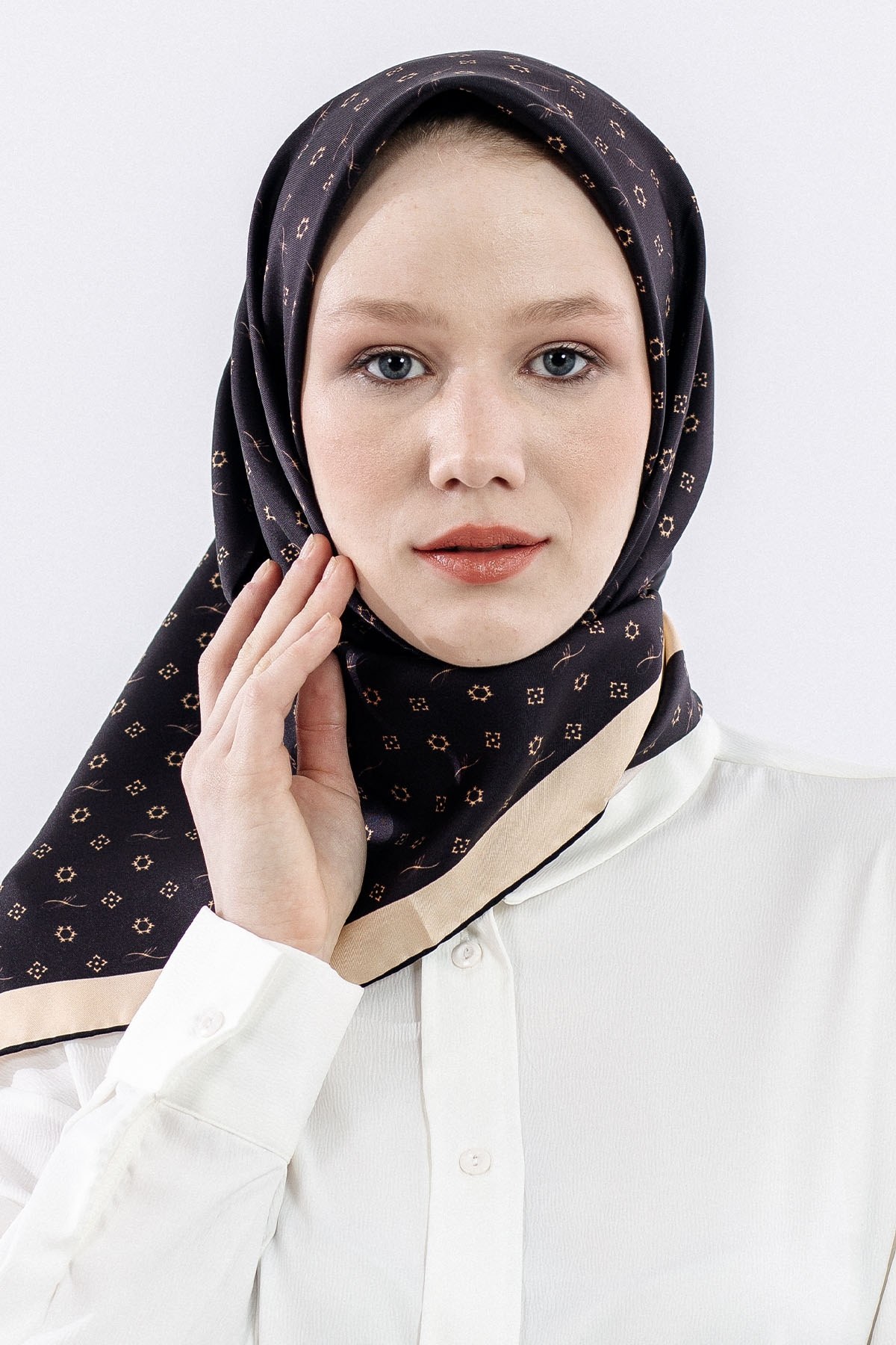 4639 Twill İpek Eşarp - Kahve