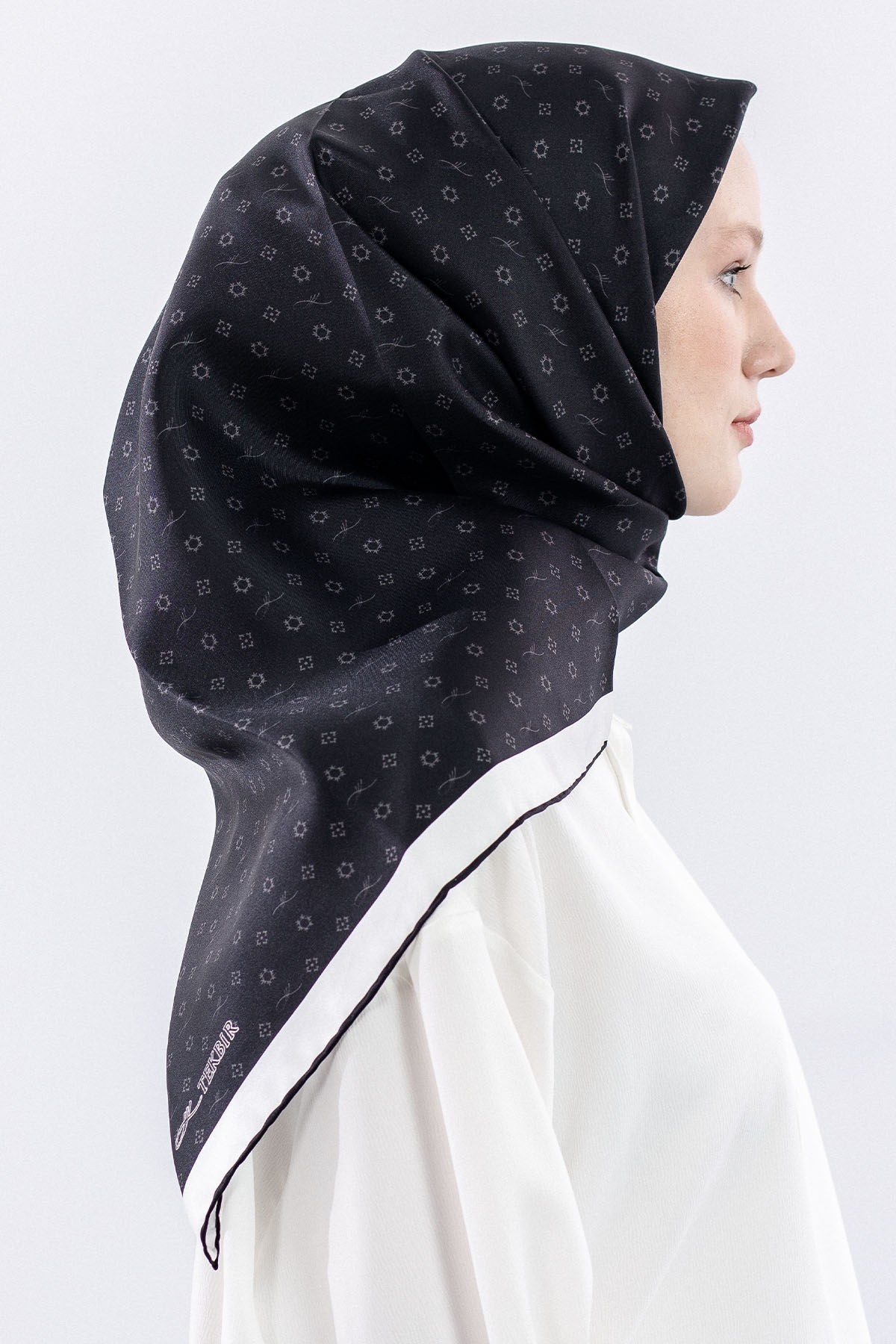 4639 Twill İpek Eşarp - Siyah Gri