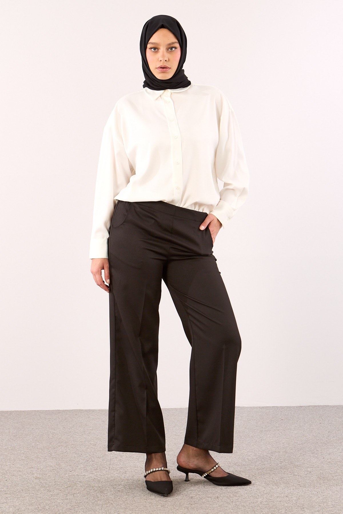 5016 Pantolon 40-50 - Siyah