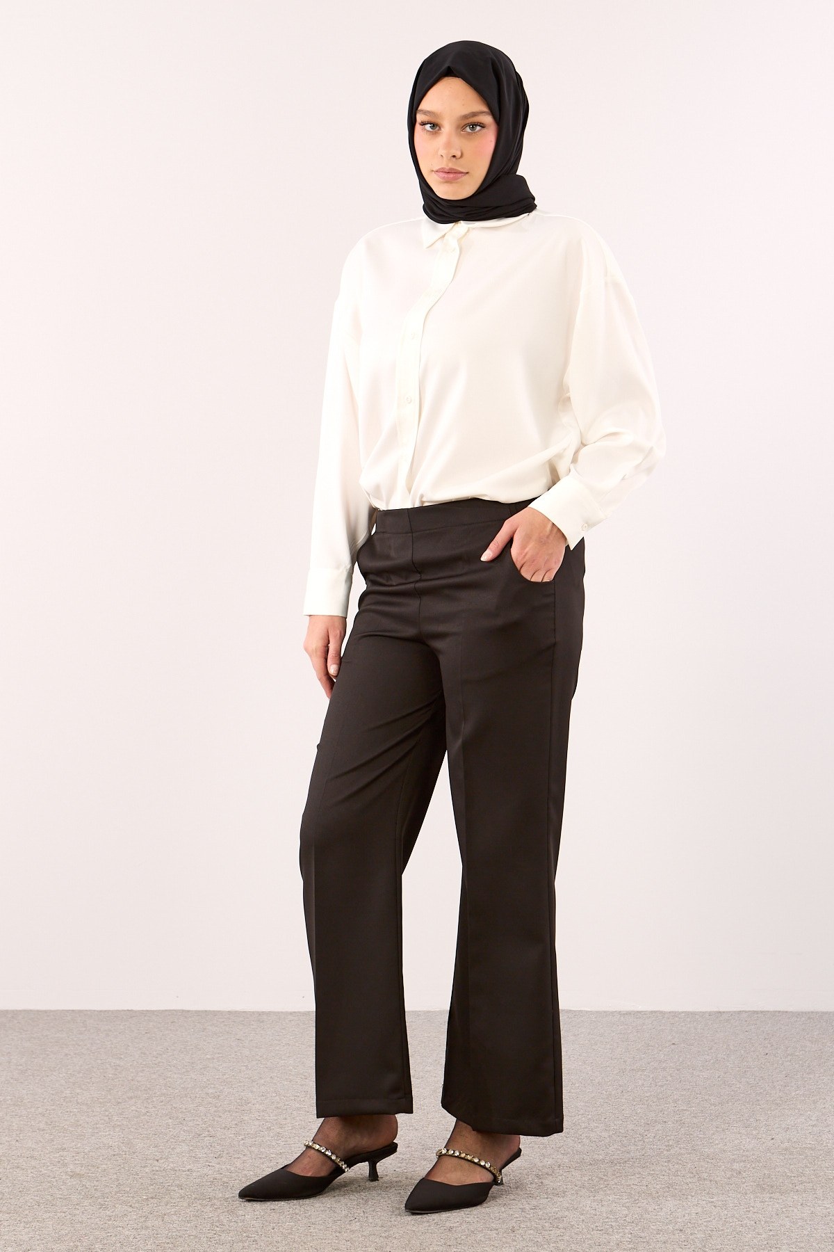 5016 Pantolon 40-50 - Siyah