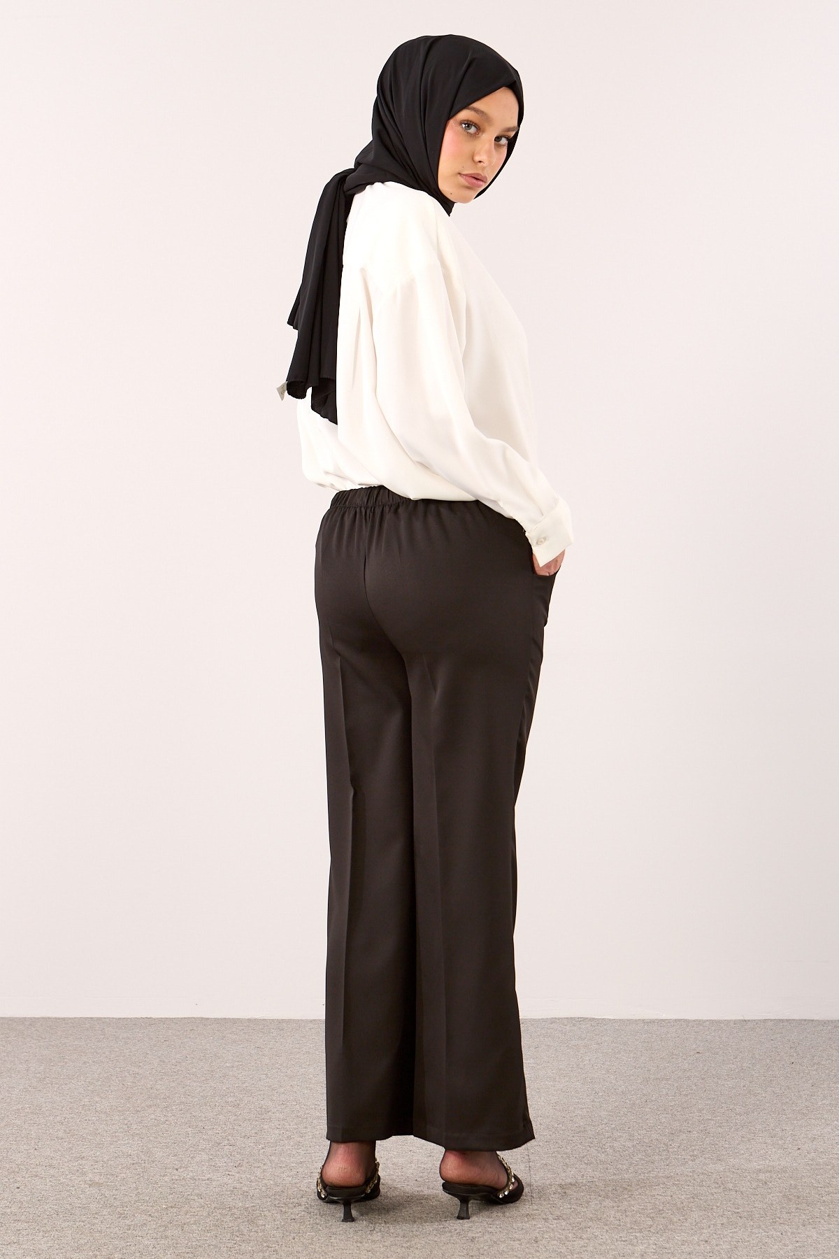 5016 Pantolon 40-50 - Siyah