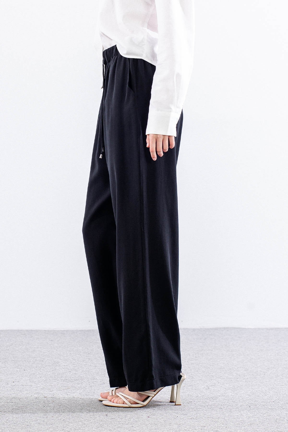 5025 Pantolon 40-50 - Siyah