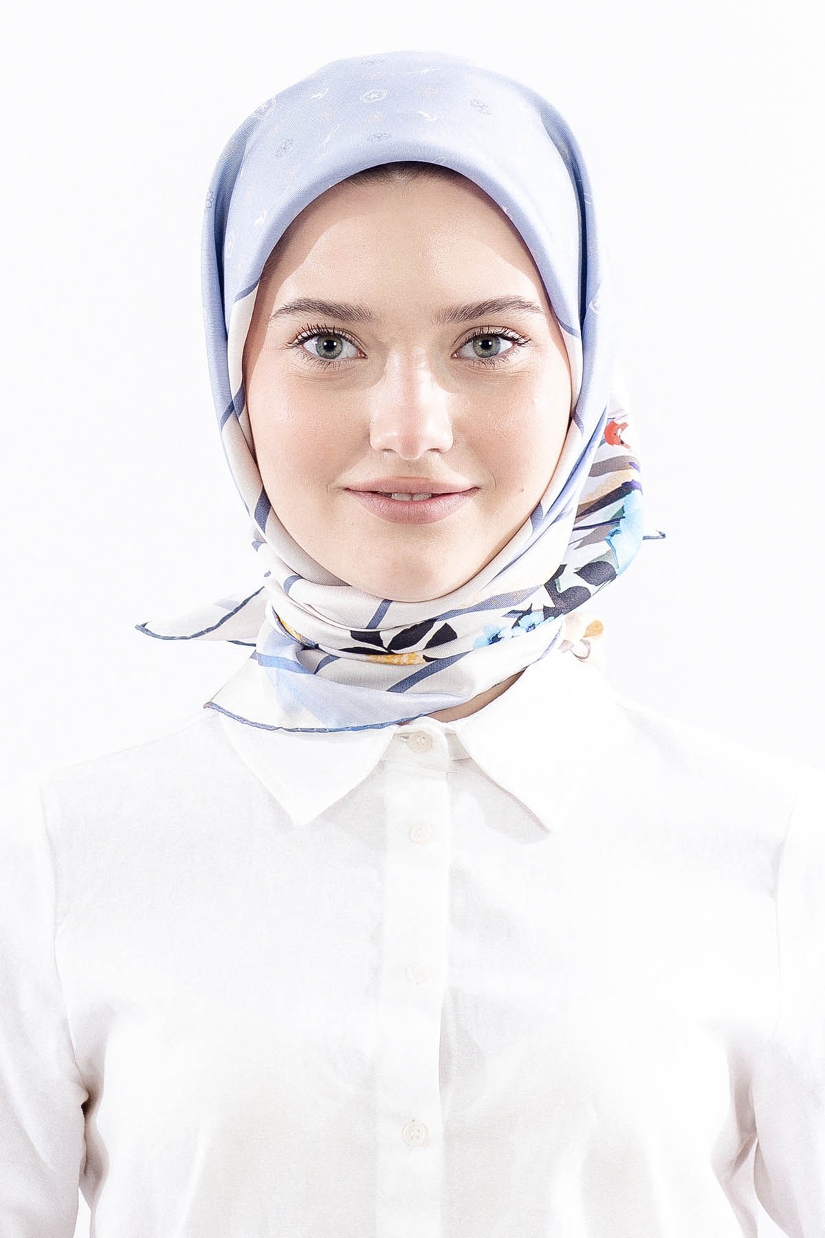 6795 İpek Eşarp Twill Kumaş Logo Çiçek Desen - Mavi