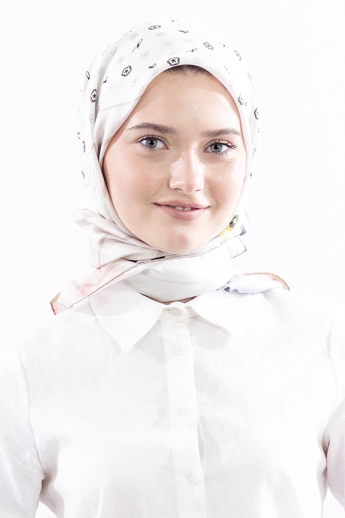 6795 İpek Eşarp Twill Kumaş Logo Çiçek Desen - Taş