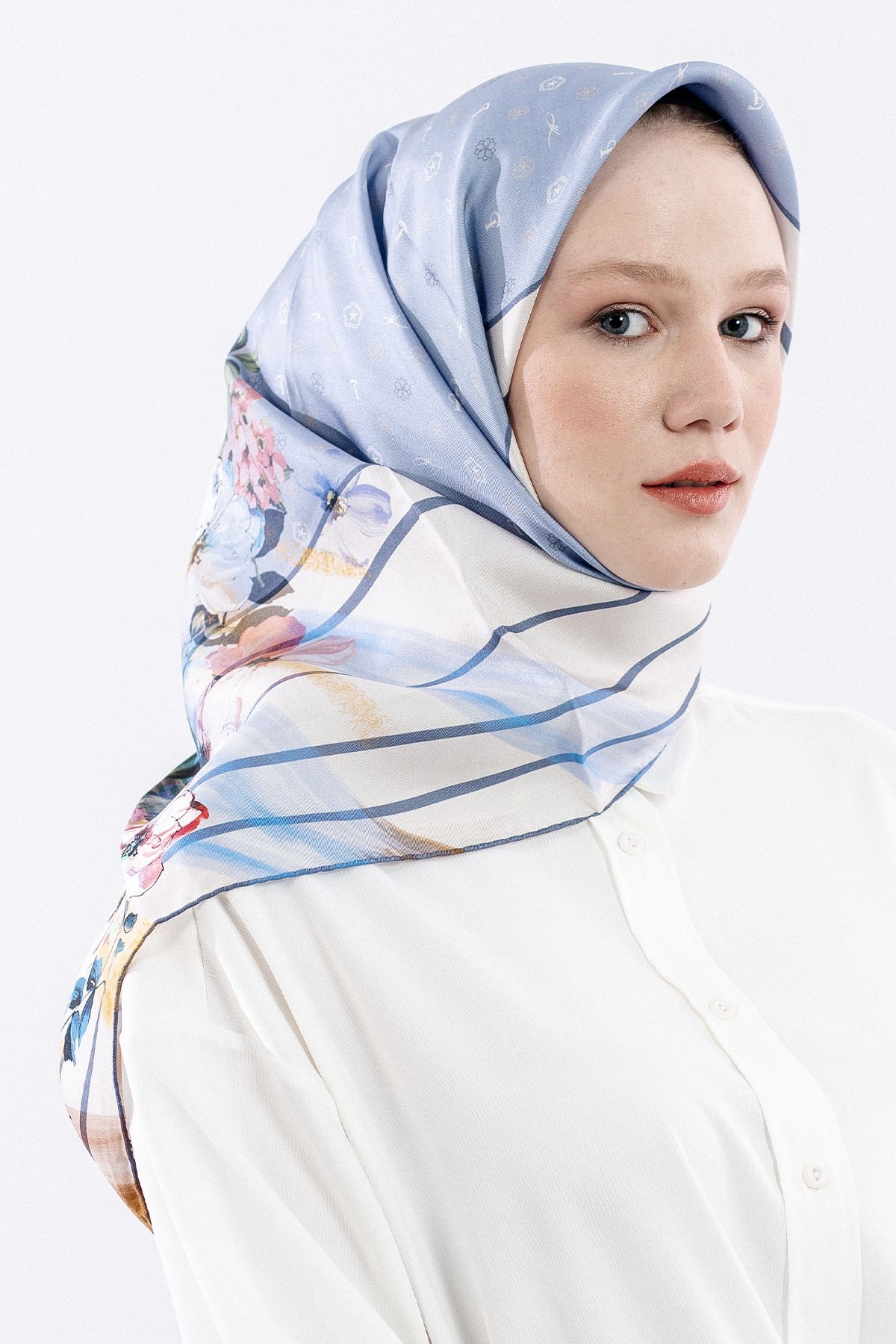 6795 Twill İpek Eşarp Logo - Mavi