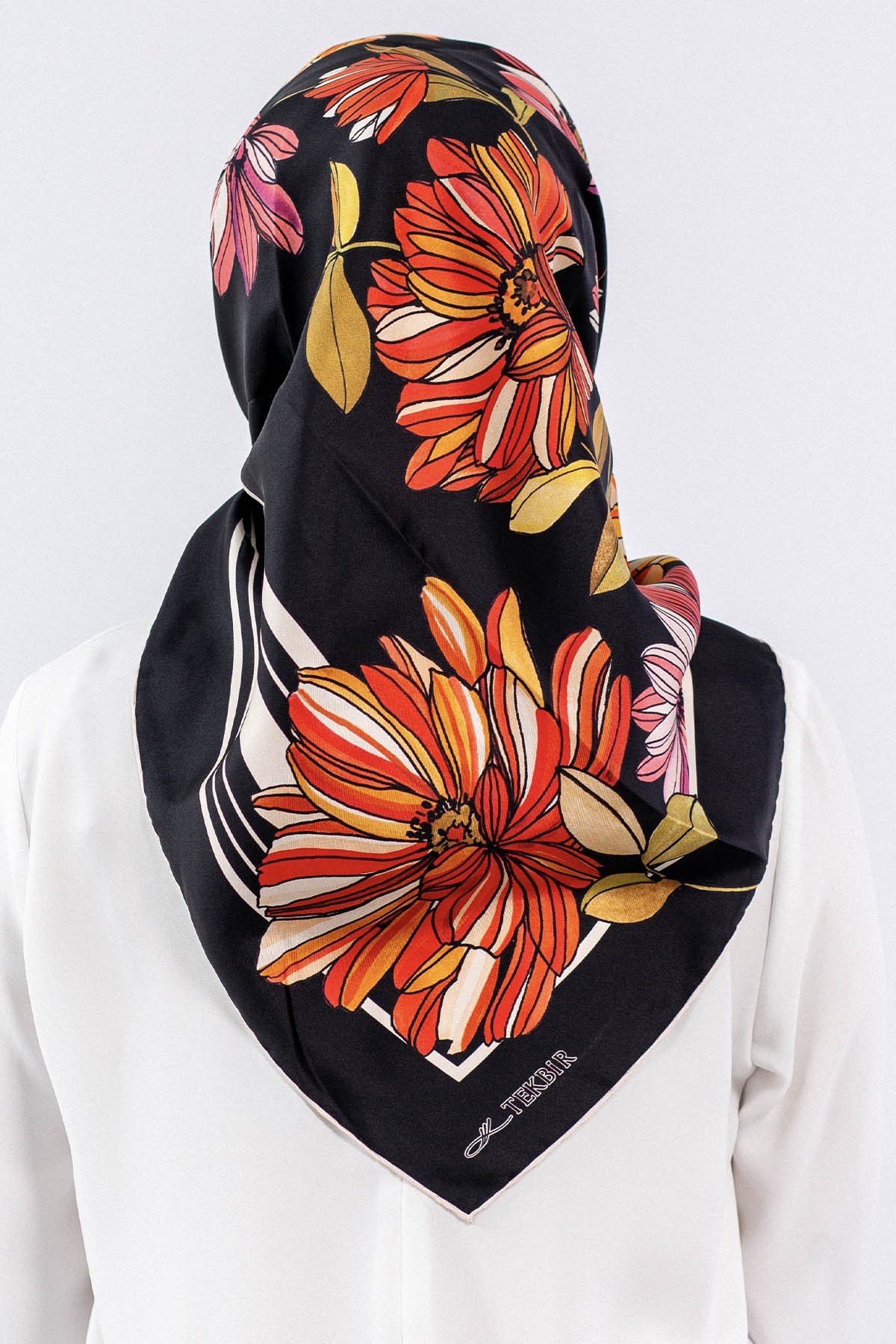 7545 Twill İpek Eşarp - Siyah Kırmızı