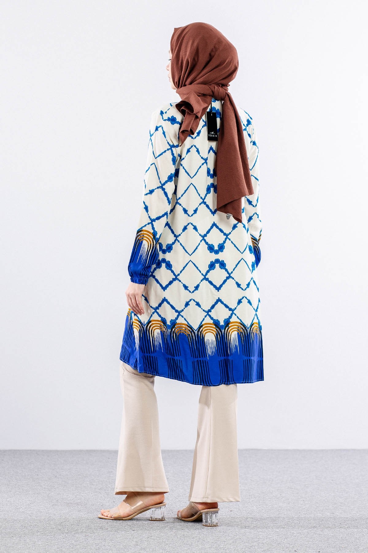 8440 Tunik 44-52 DSN - Saks