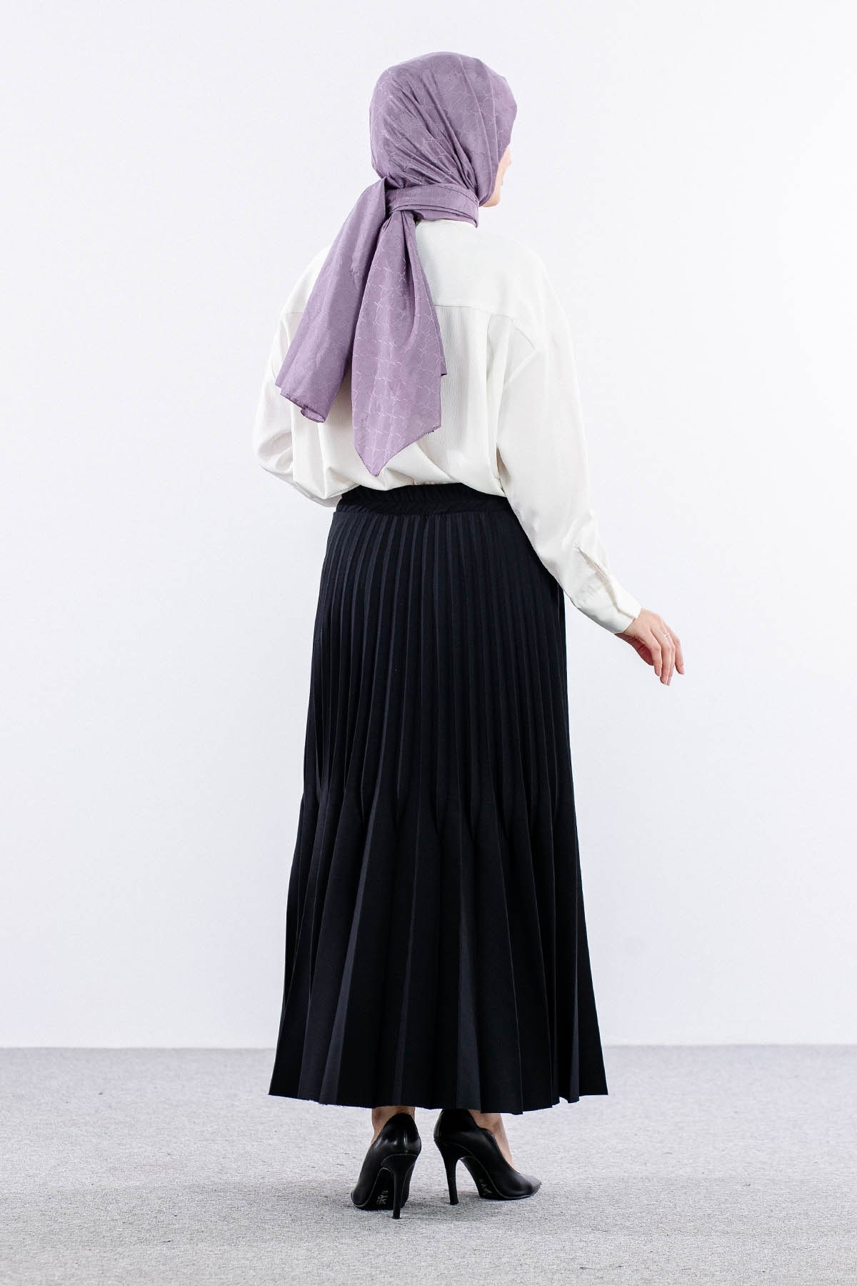 9499-00 Etek 36-42 Piliseli - Siyah