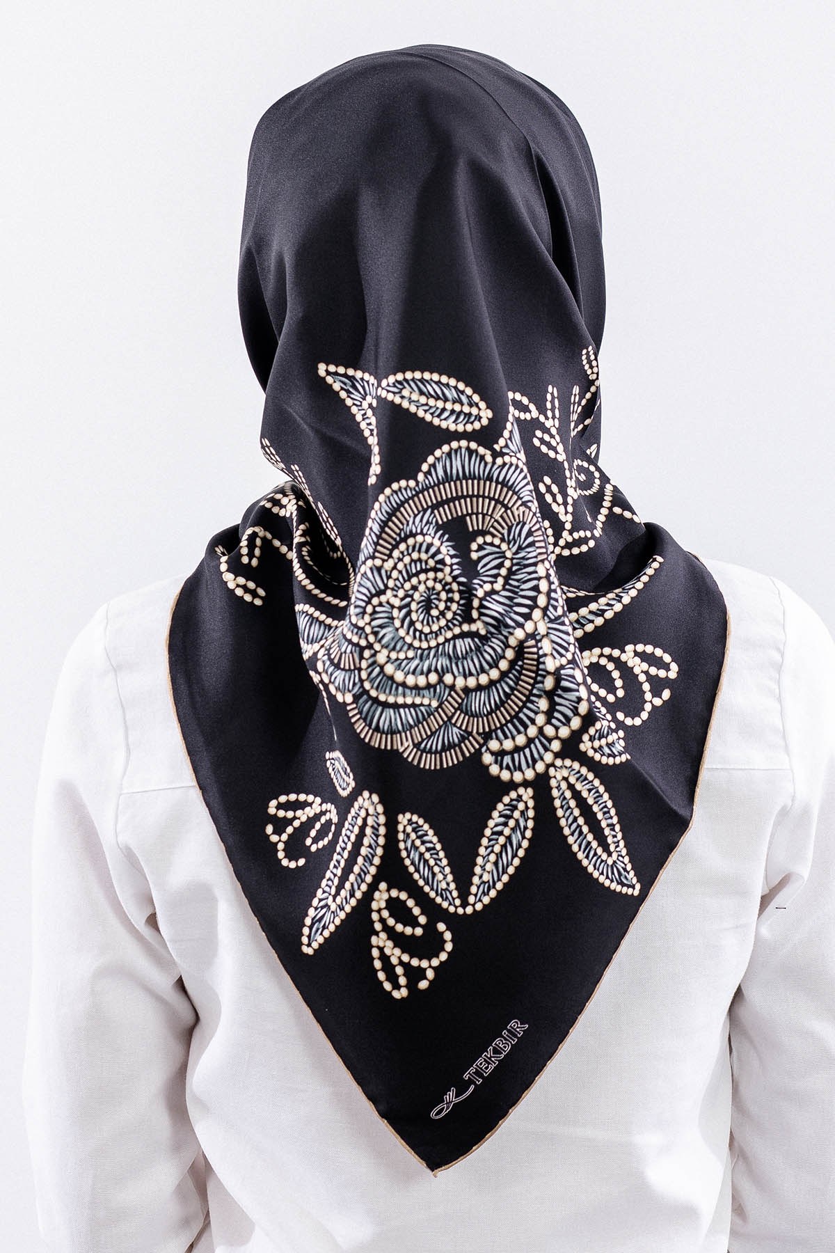 Dg11109 İpek Eşarp 90*90 Twill İnci - Siyah Bej