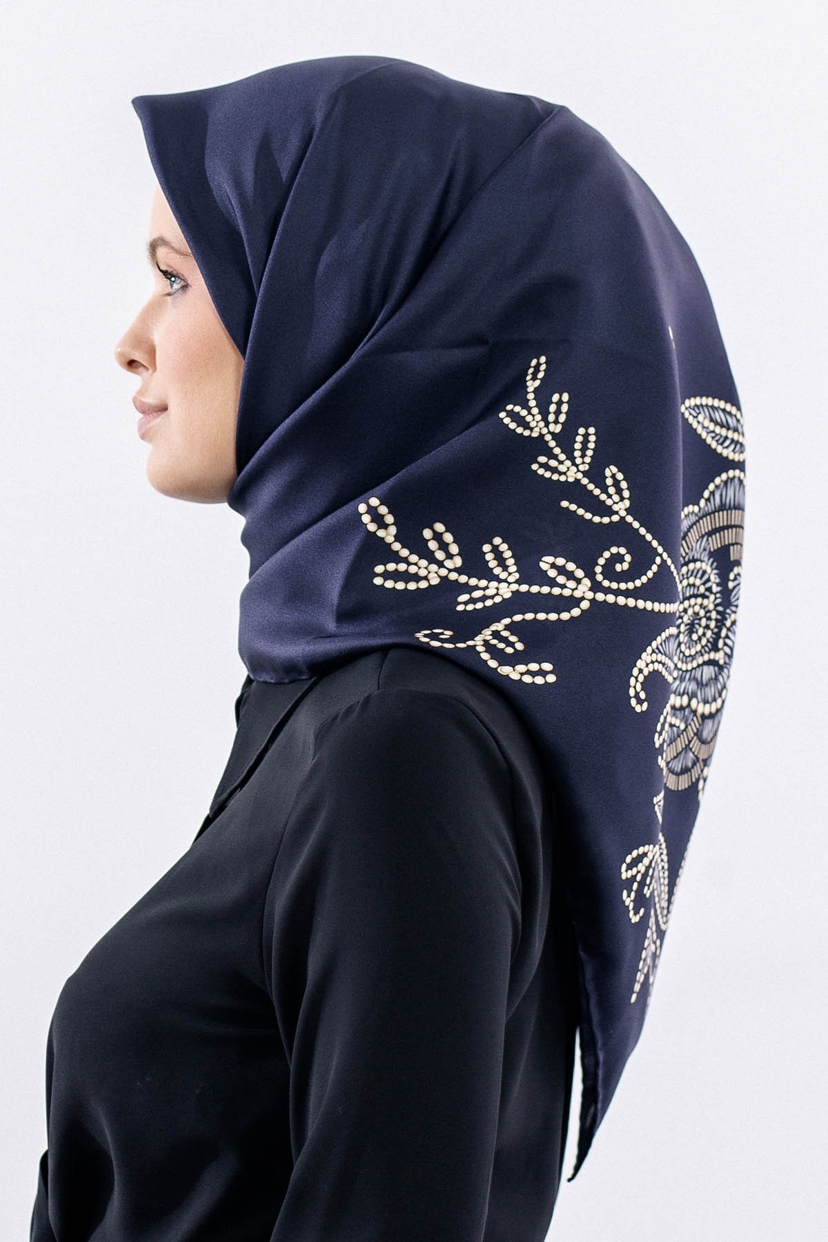 Dg11109 İpek Eşarp 90*90 Twill - Lacivert Bej