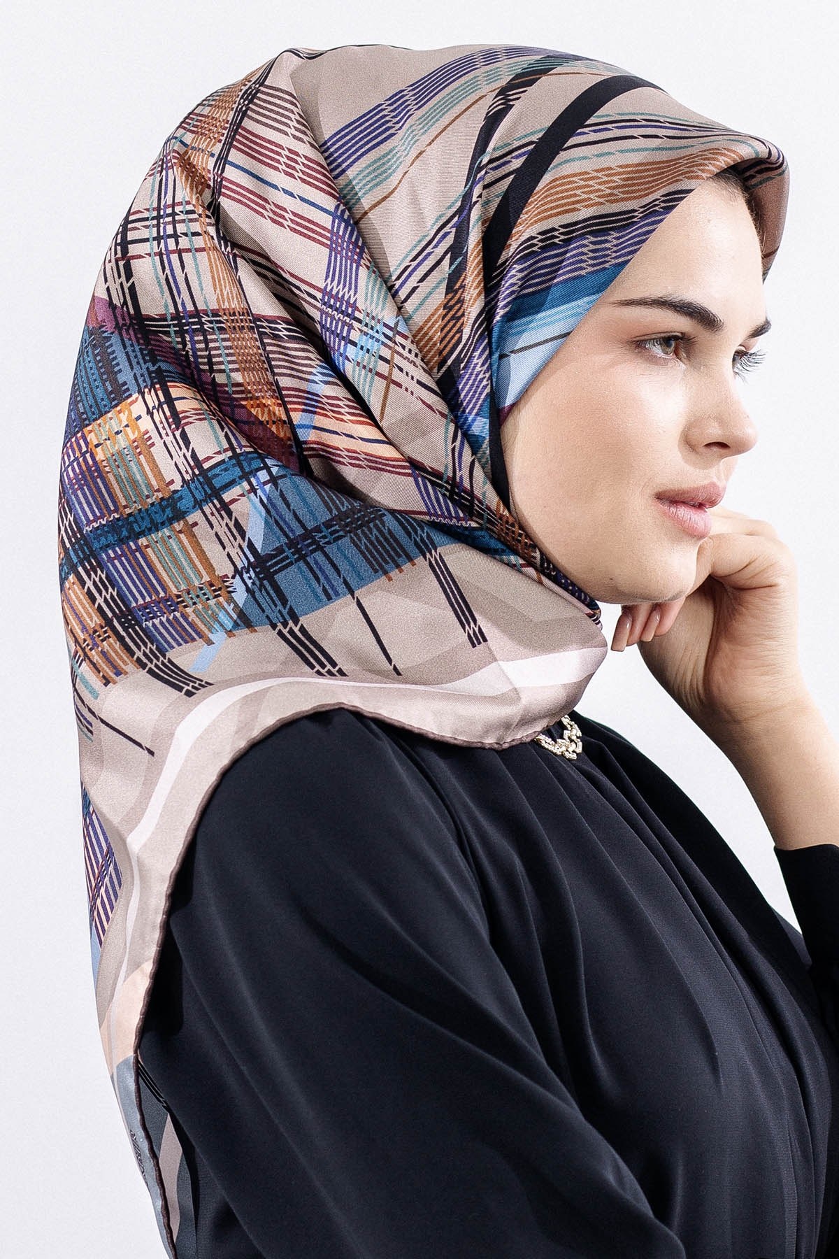Dg11114 İpek Eşarp Twill 90*90 Çizgi - Vizon