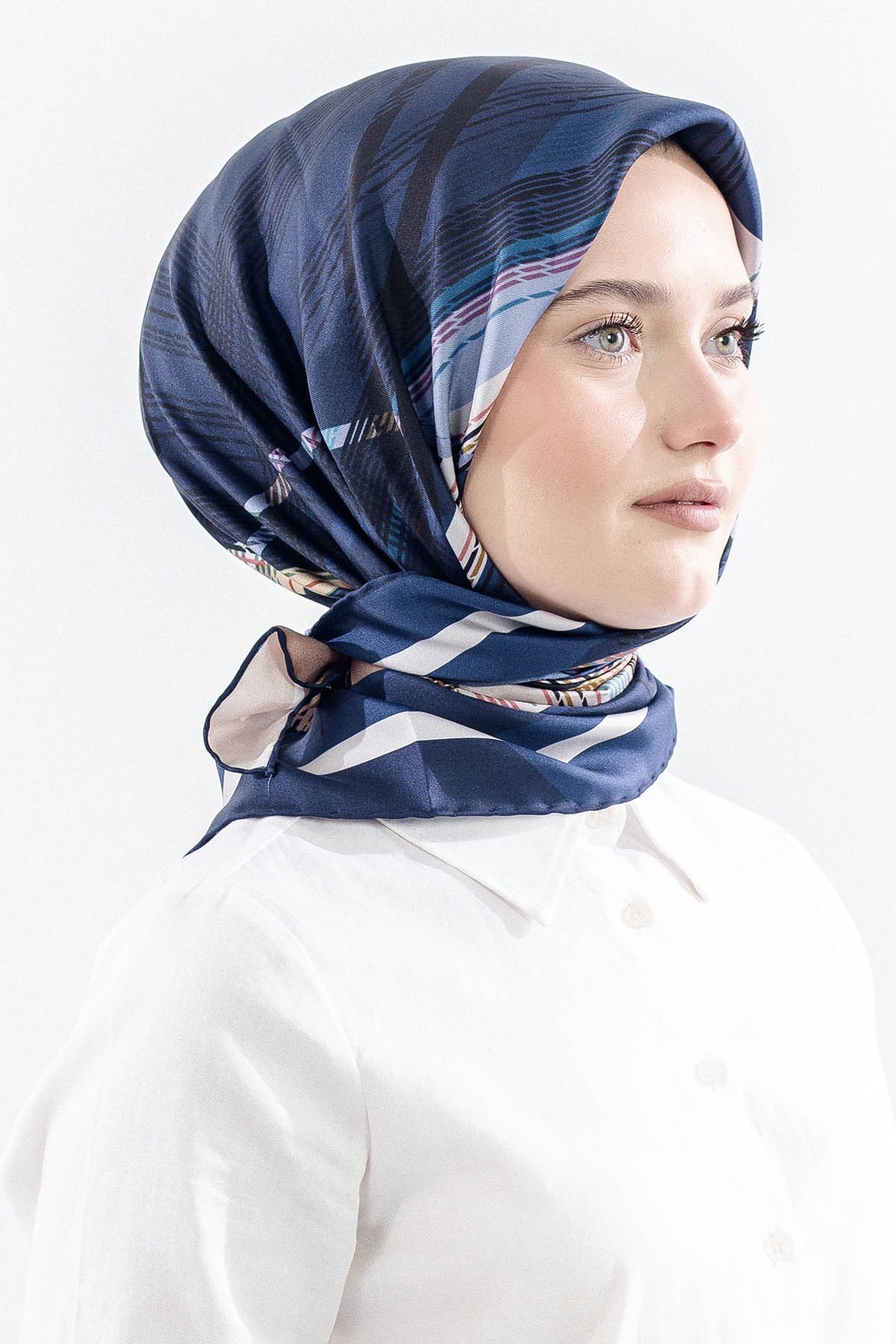 Dg11114 İpek Eşarp Twill Kumaş Çizgi Desen - Lacivert