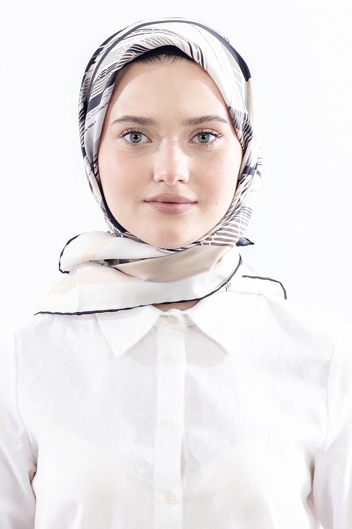 Dg11114 İpek Eşarp Twill Kumaş Çizgi Desen - Siyah Gri