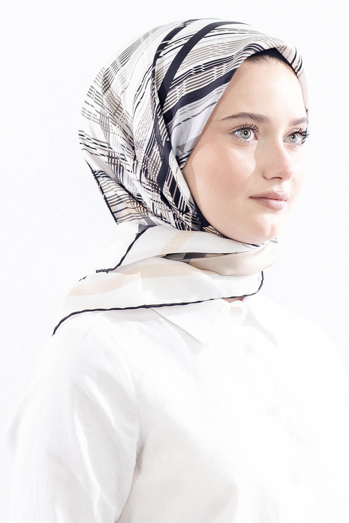 Dg11114 İpek Eşarp Twill Kumaş Çizgi Desen - Siyah Gri