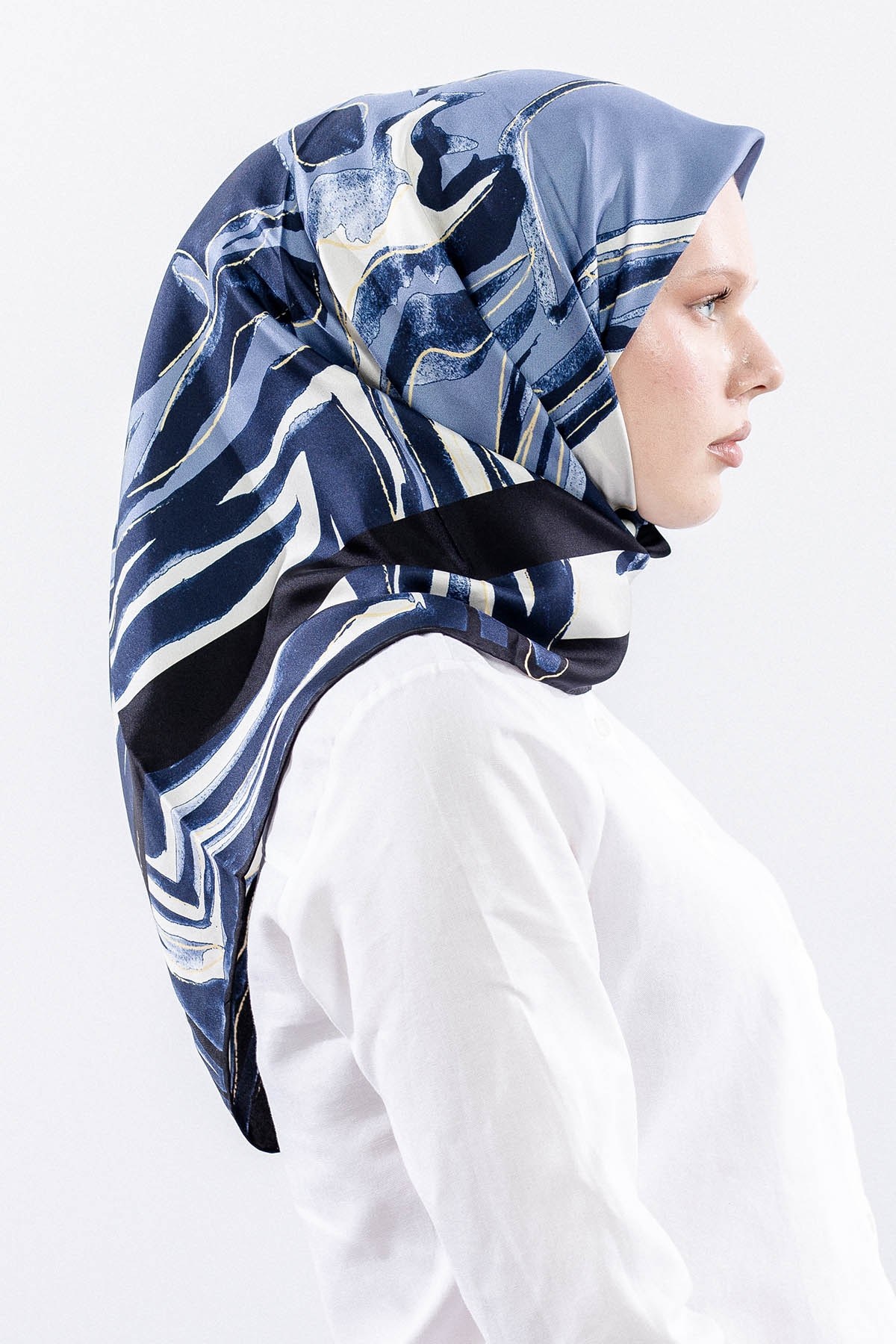 Dg11116 İpek Eşarp 90*90 Twill Zbra - Lacivert