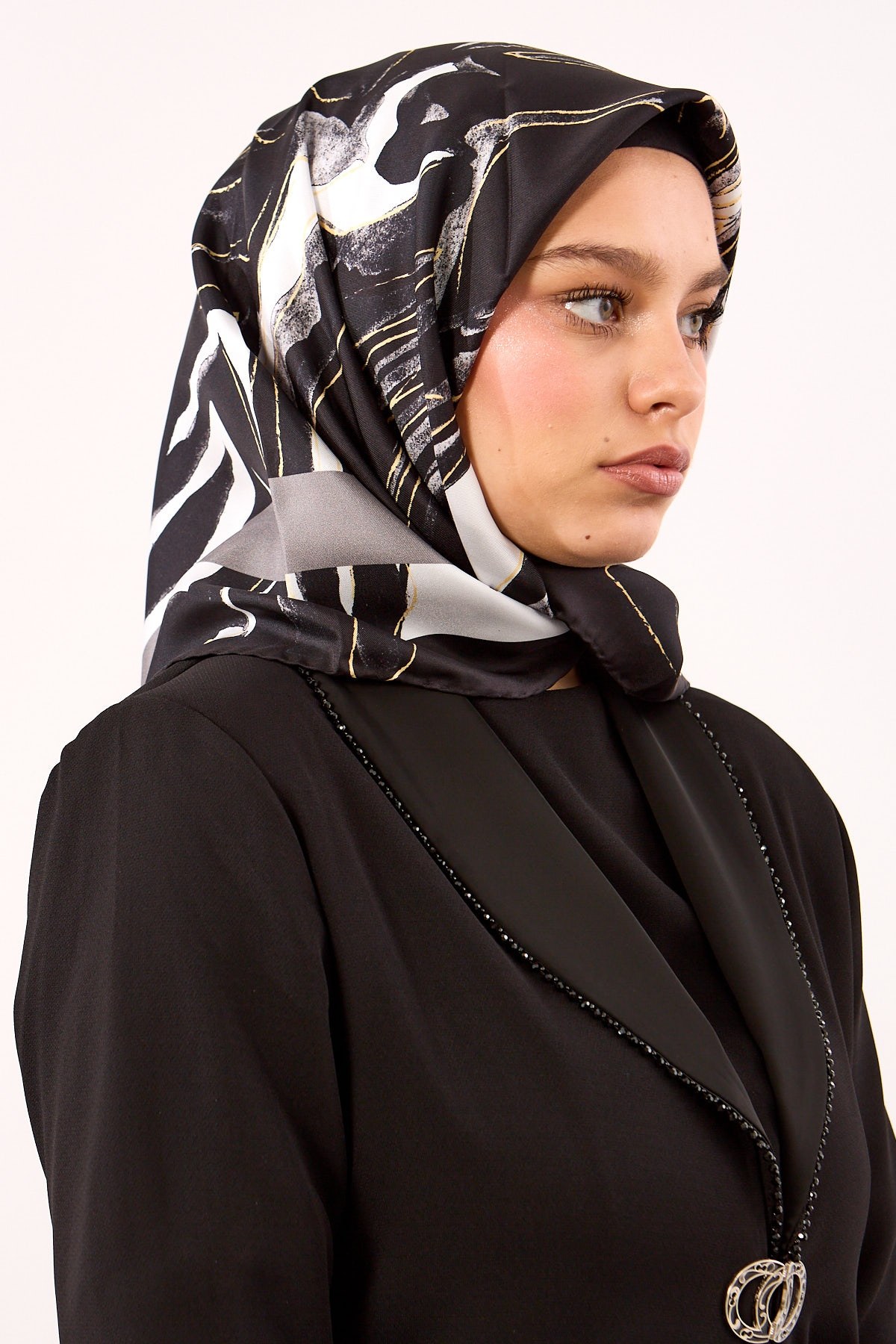 Dg11116 İpek Eşarp Twill Kumaş Zebra Desen - Siyah Beyaz