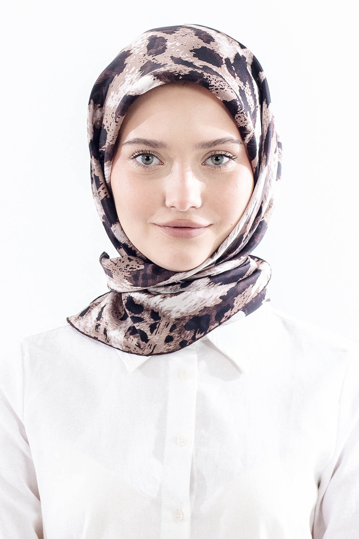 Dg11465 İpek Eşarp Twill Kumaş Leopar Desen - Kahve