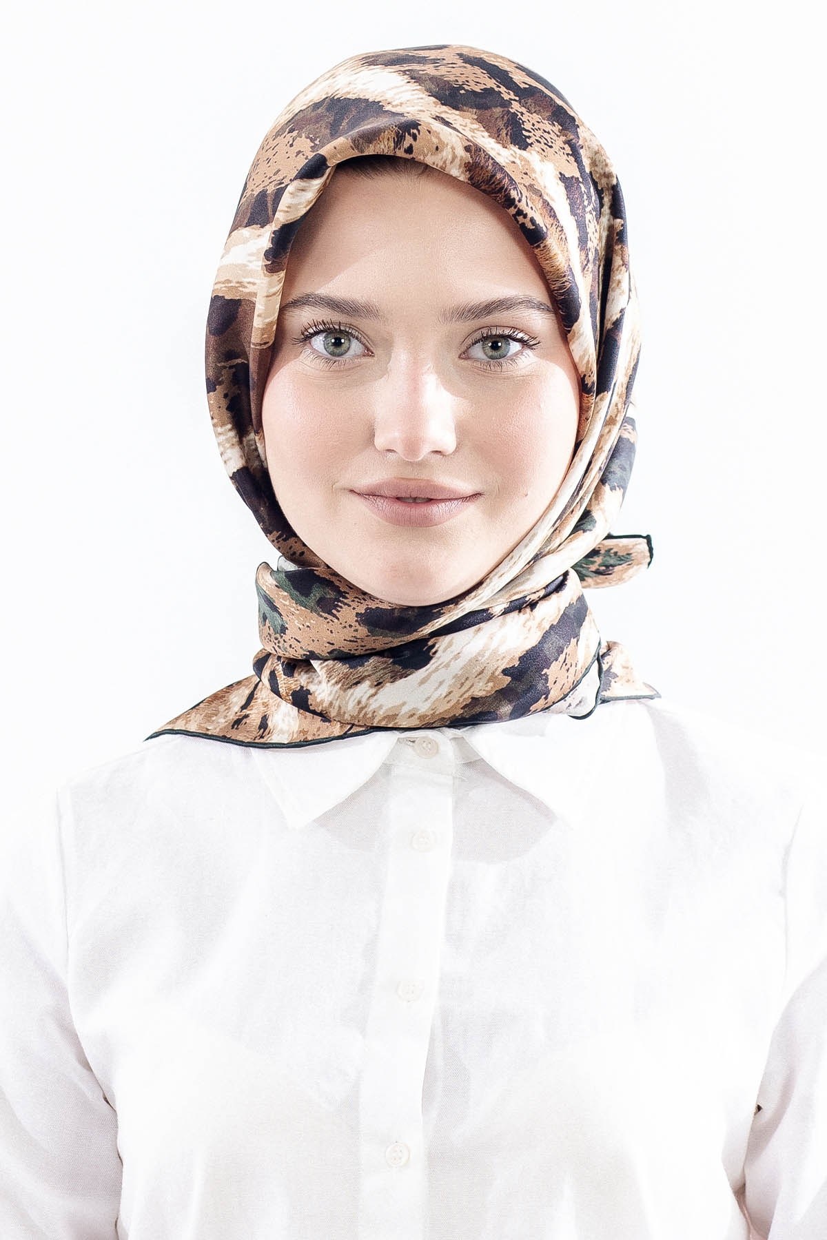 Dg11465 İpek Eşarp Twill Kumaş Leopar Desen - Yeşil