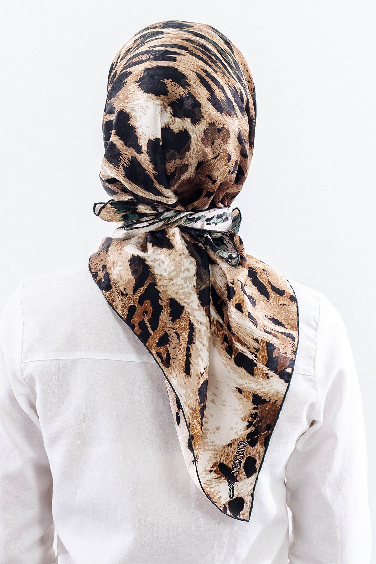 Dg11465 İpek Eşarp Twill Kumaş Leopar Desen - Yeşil
