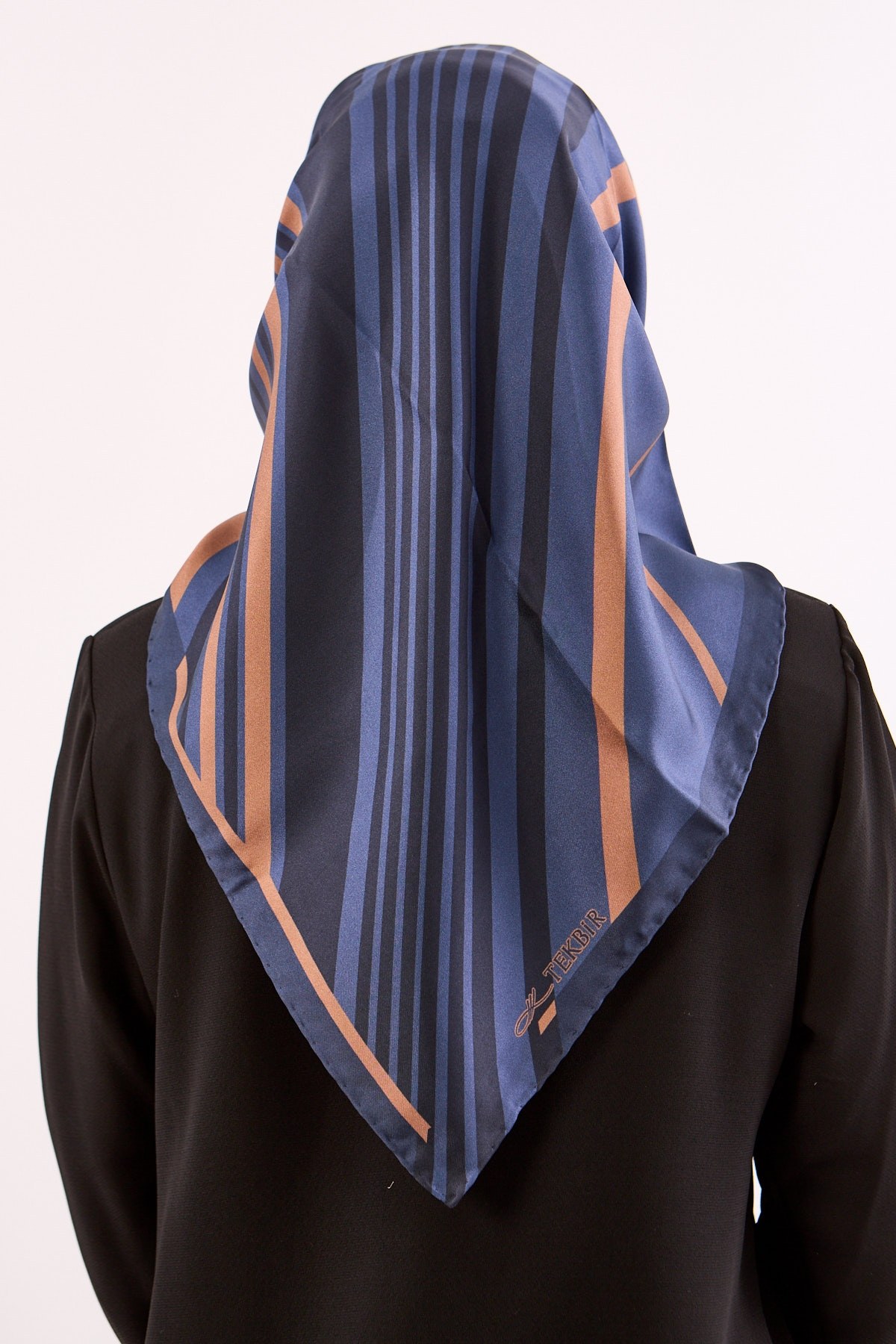Dg13139 İpek Eşarp Twill Kumaş Çizgi Desen - Lacivert Vizon