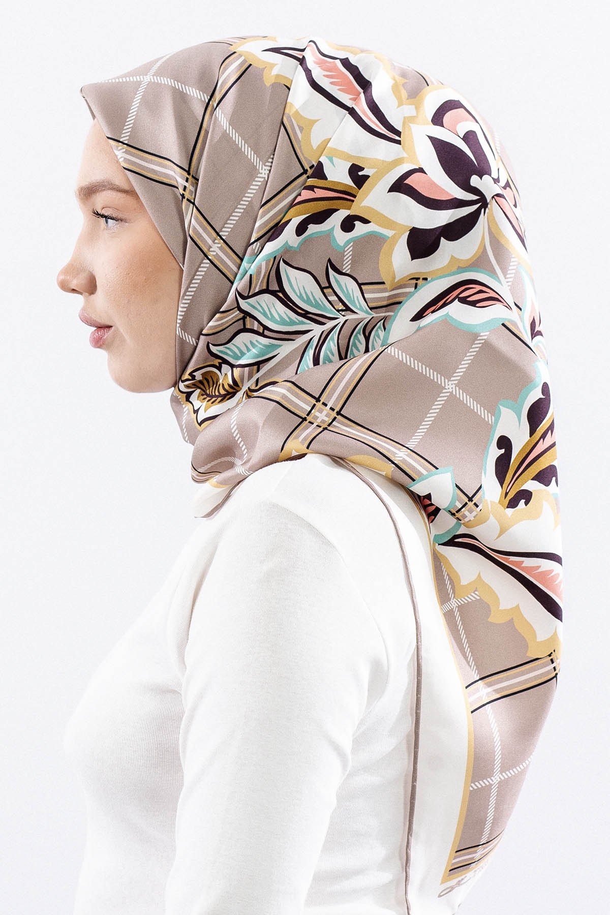 Dg14815 İpek Eşarp Kare Yaprak Twill Kumaş - S Kahve