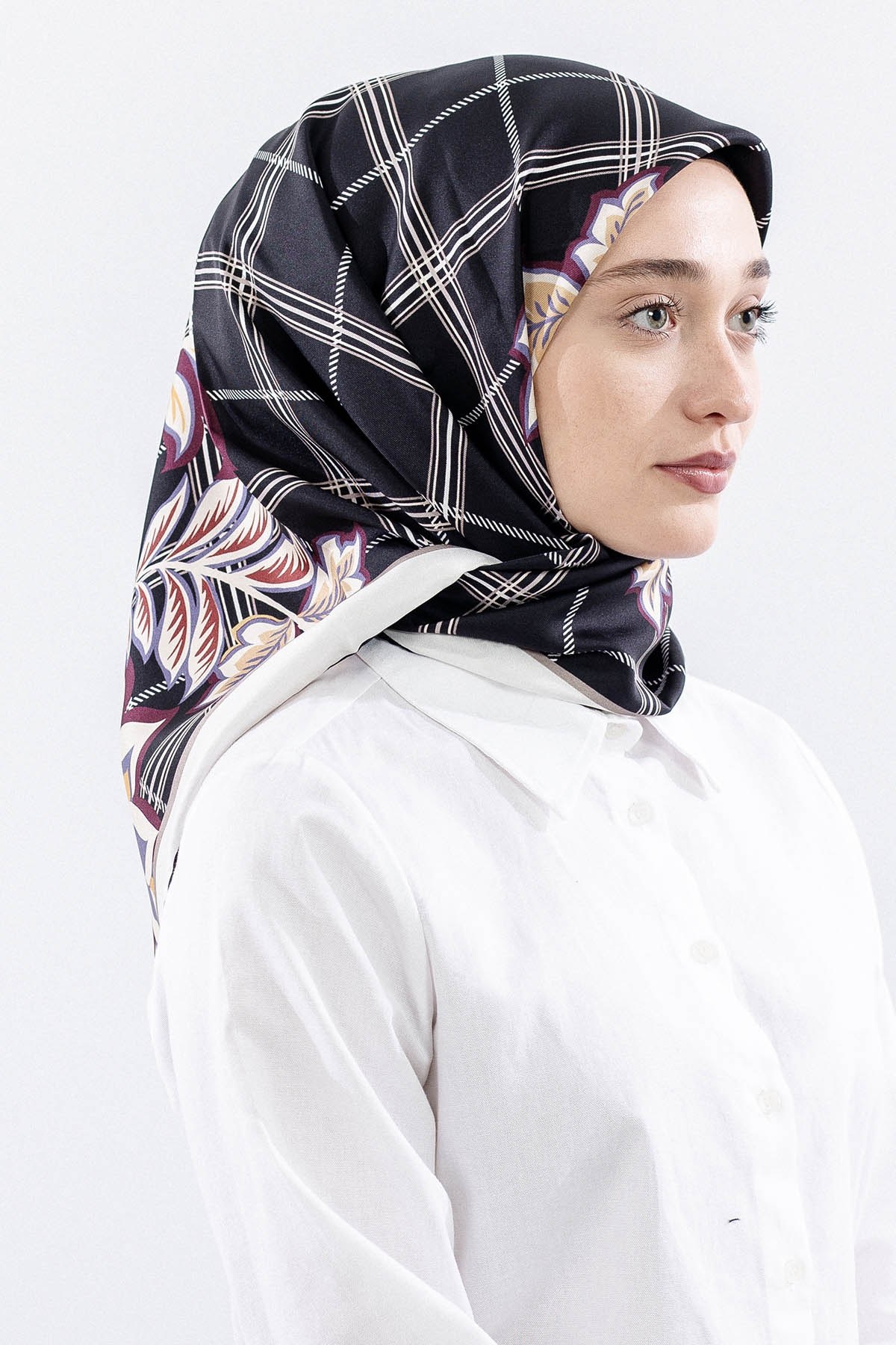 Dg14815 İpek Eşarp Kare Yaprak Twill Kumaş - Siyah Bordo