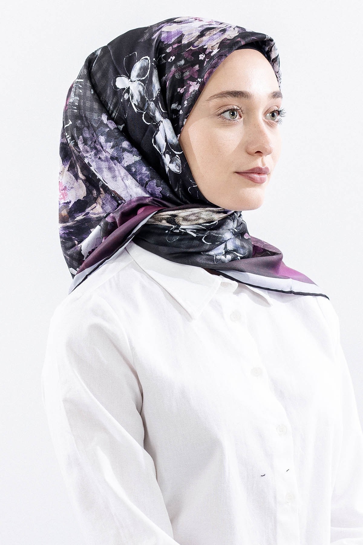 Dg14823 Eşarp Polyester Kumaş Çiçek Kare - Gri Pudra