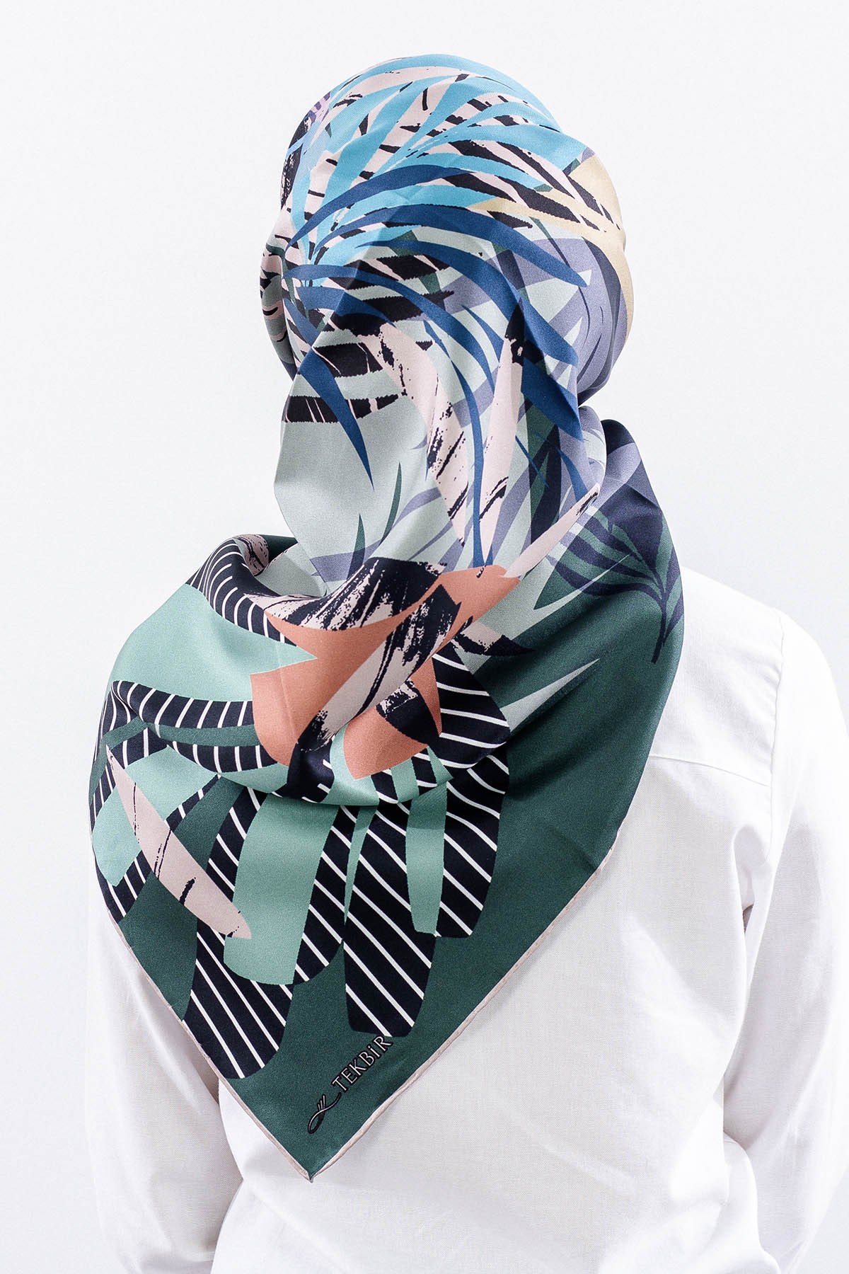 Dg14825 İpek Eşarp Palmiye Desen Twill Kumaş - Yeşil
