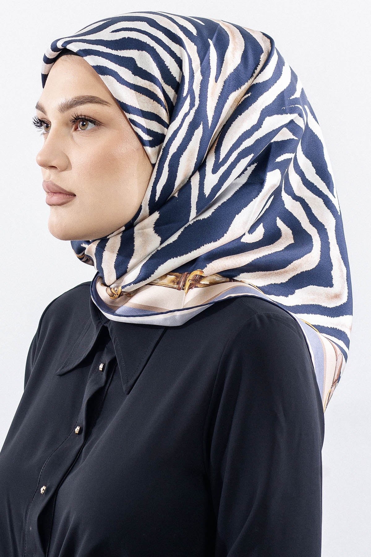 Dg14827 İpek Eşarp Twill Kumaş Zincir Zebra Desen - Lacivert