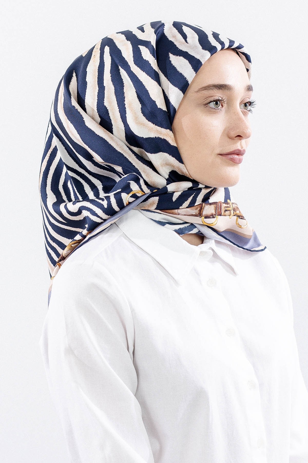 Dg14827 İpek Eşarp Zebra Desen Twill Kumaş - Lacivert