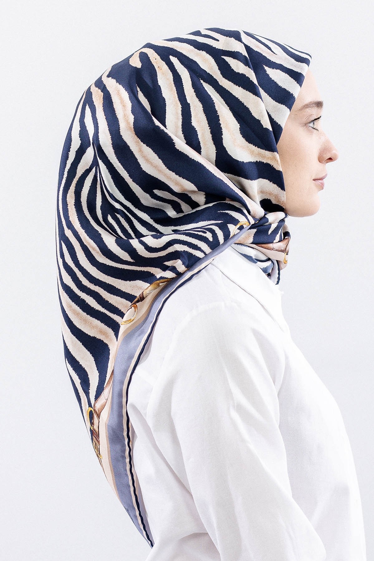Dg14827 İpek Eşarp Zebra Desen Twill Kumaş - Lacivert