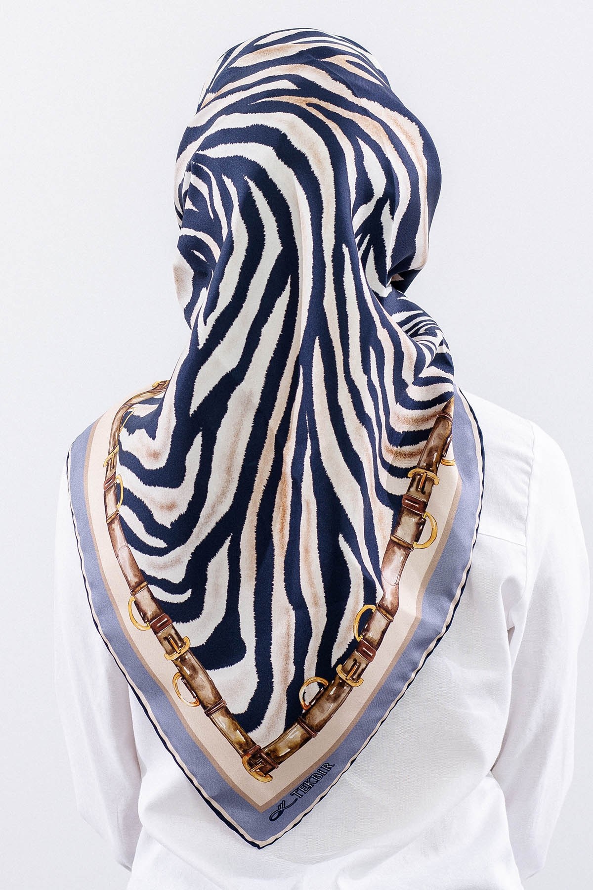 Dg14827 İpek Eşarp Zebra Desen Twill Kumaş - Lacivert