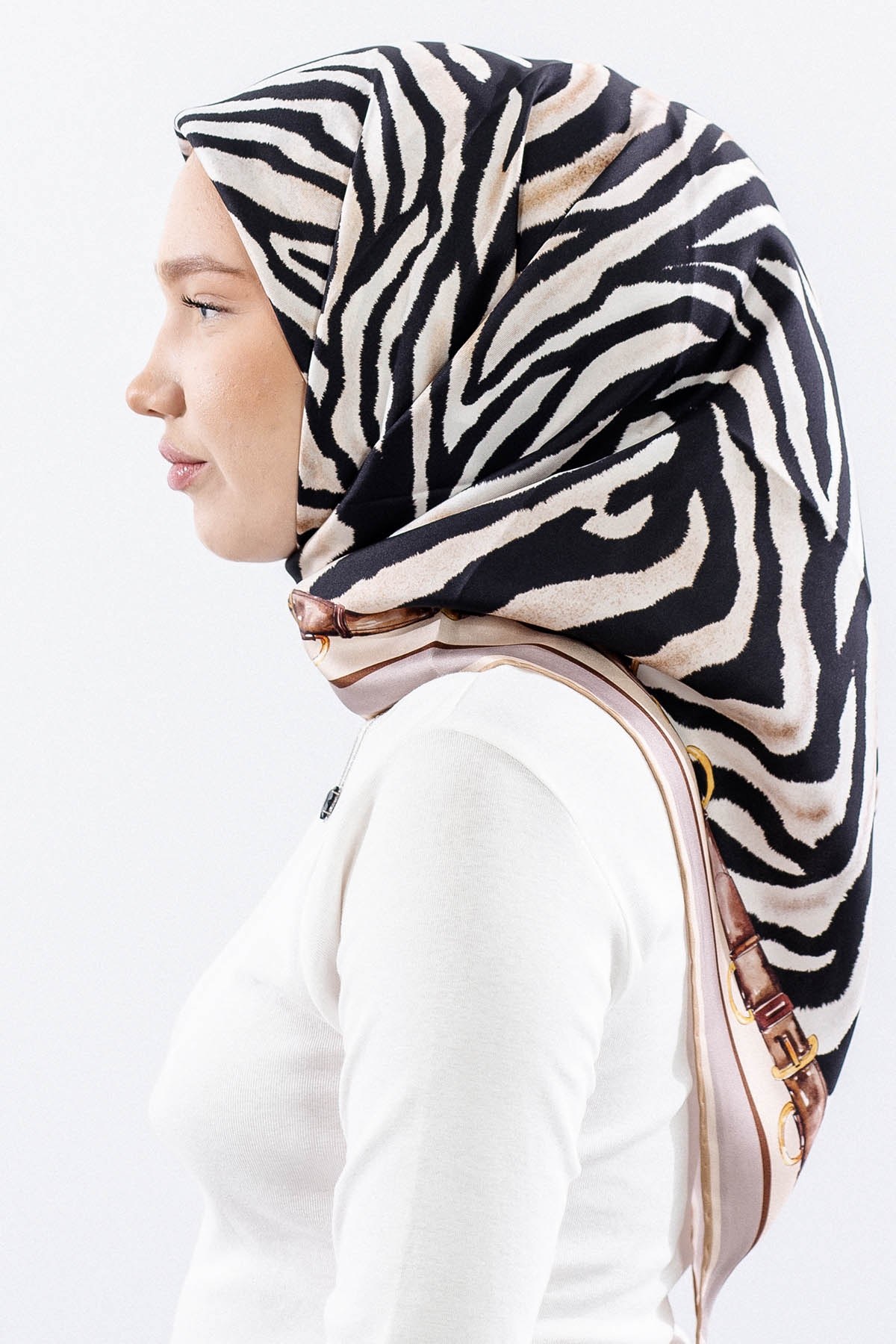 Dg14827 İpek Eşarp Zebra Desen Twill Kumaş - Vizon