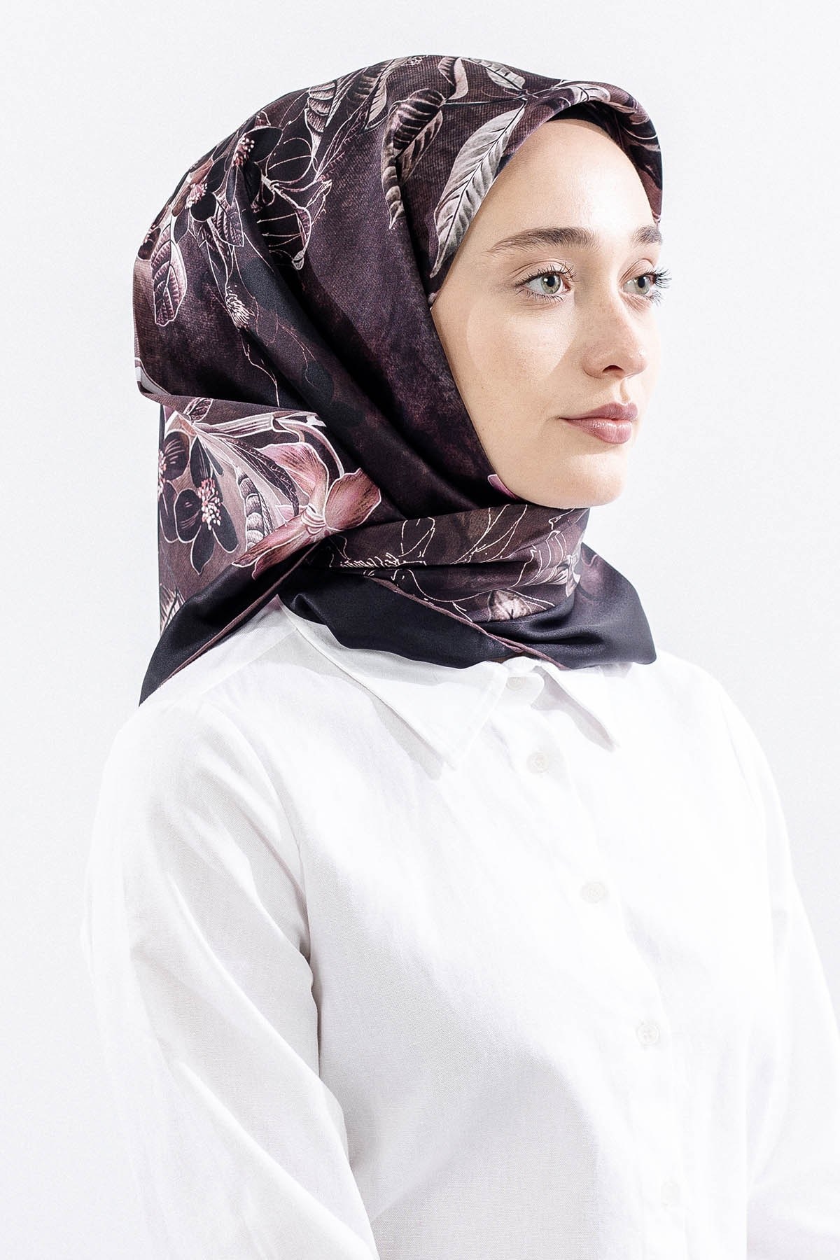 Dg14828 İpek Eşarp Çiçek Dalı Twill Kumaş - Kahve