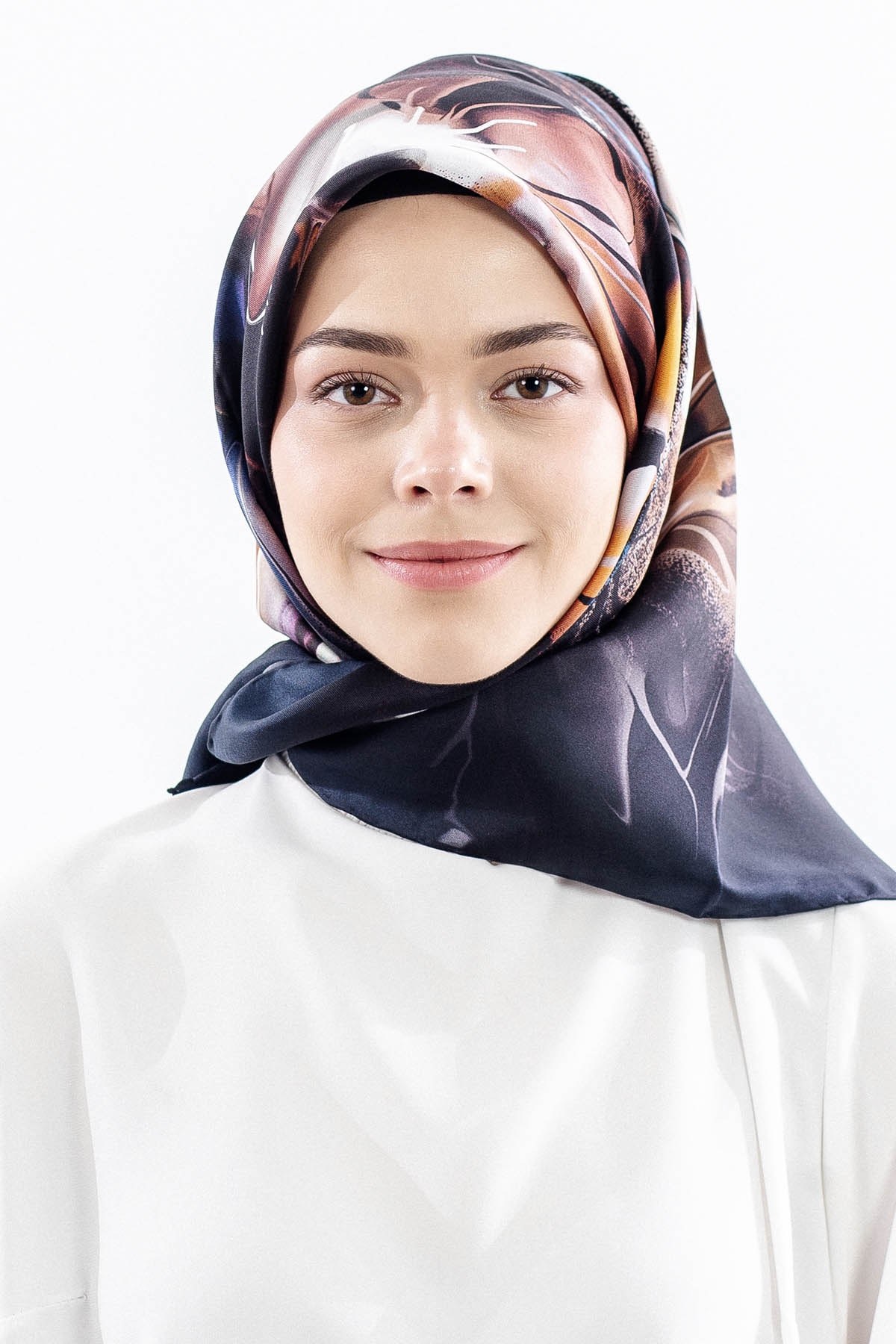 Dg18318 İpek Eşarp Geniş Çiçek Twill Kumaş - Lacivert