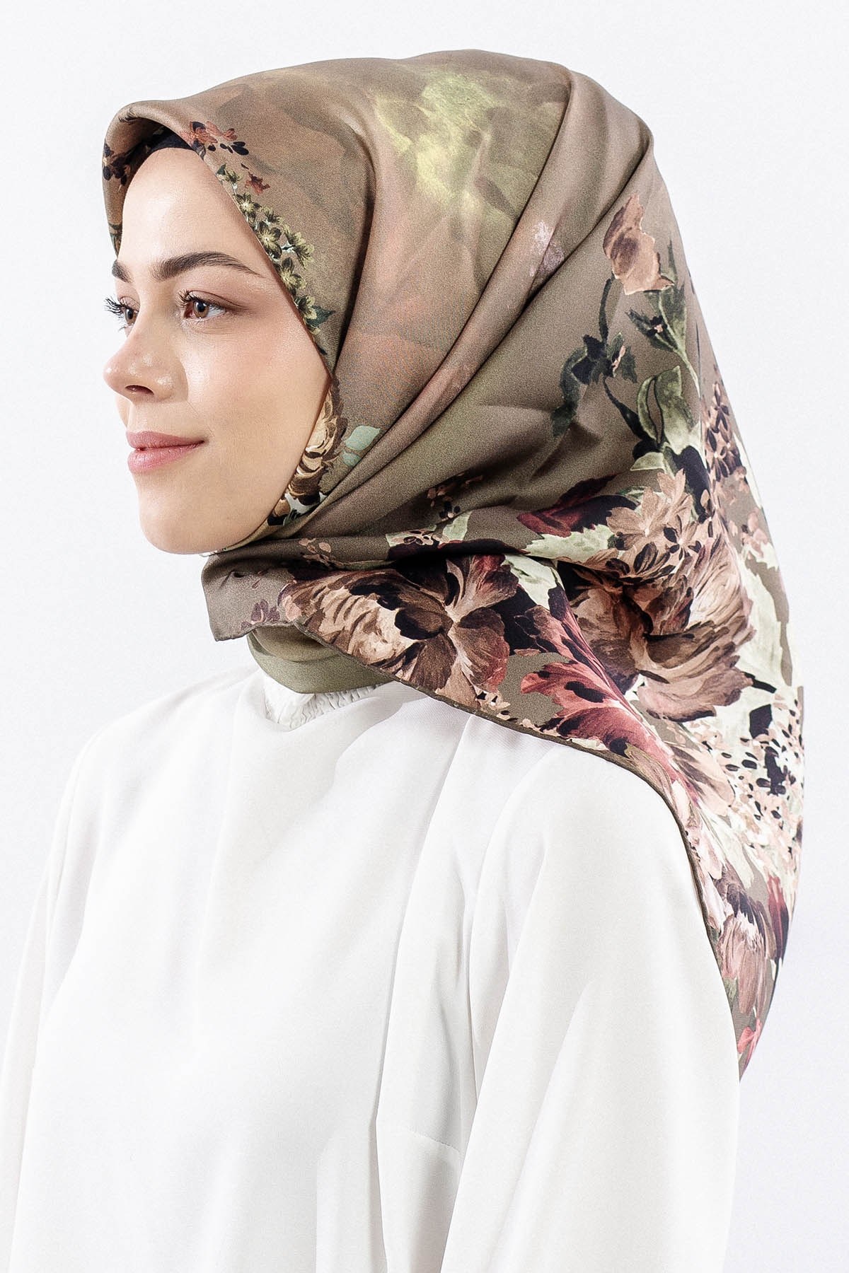 Dg18335 İpek Eşarp Çiçek Twill Kumaş - Haki