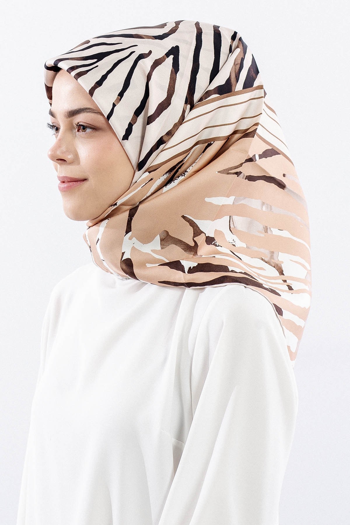 Dg18336 İpek Eşarp Tasarım Twill Kumaş - Taş