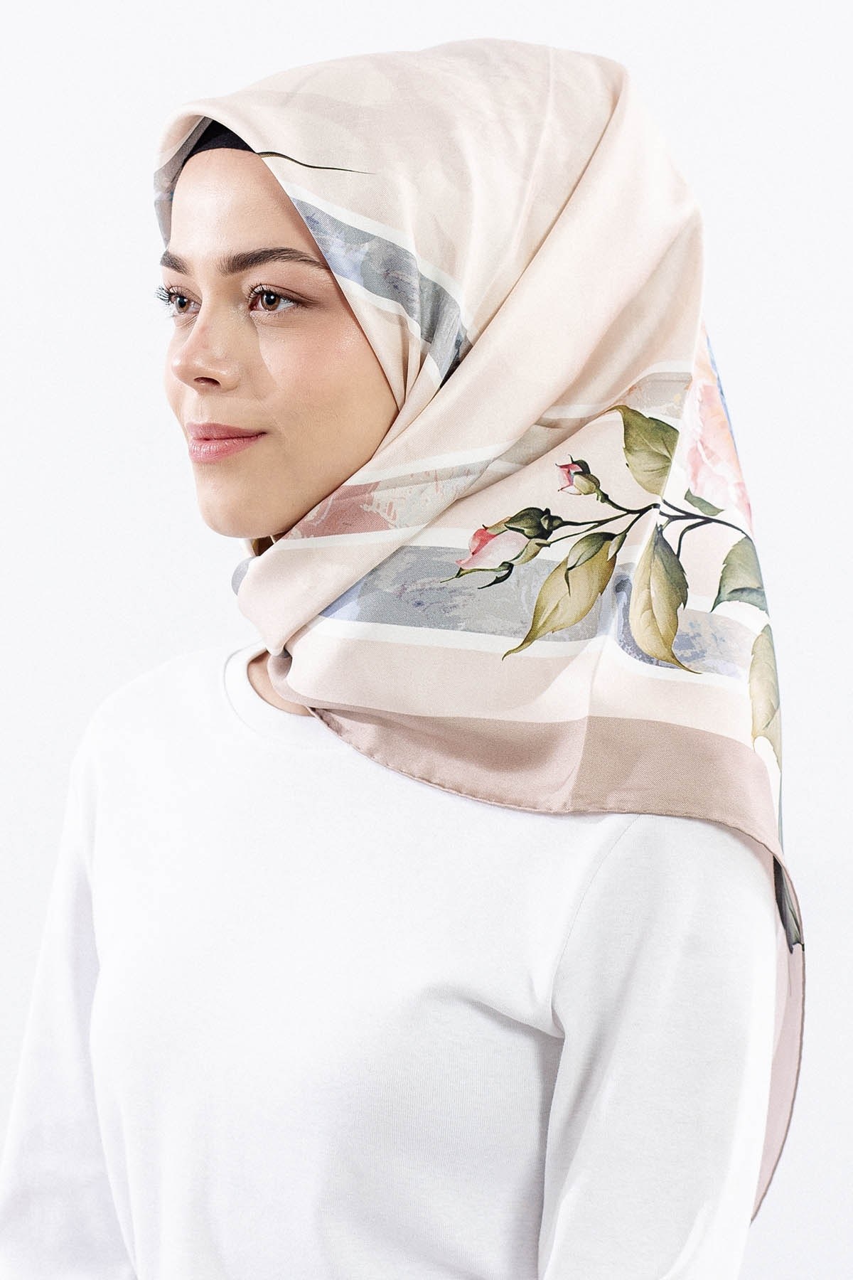 Dg18337 İpek Eşarp Çizgili Çiçek Twill Kumaş - Gül