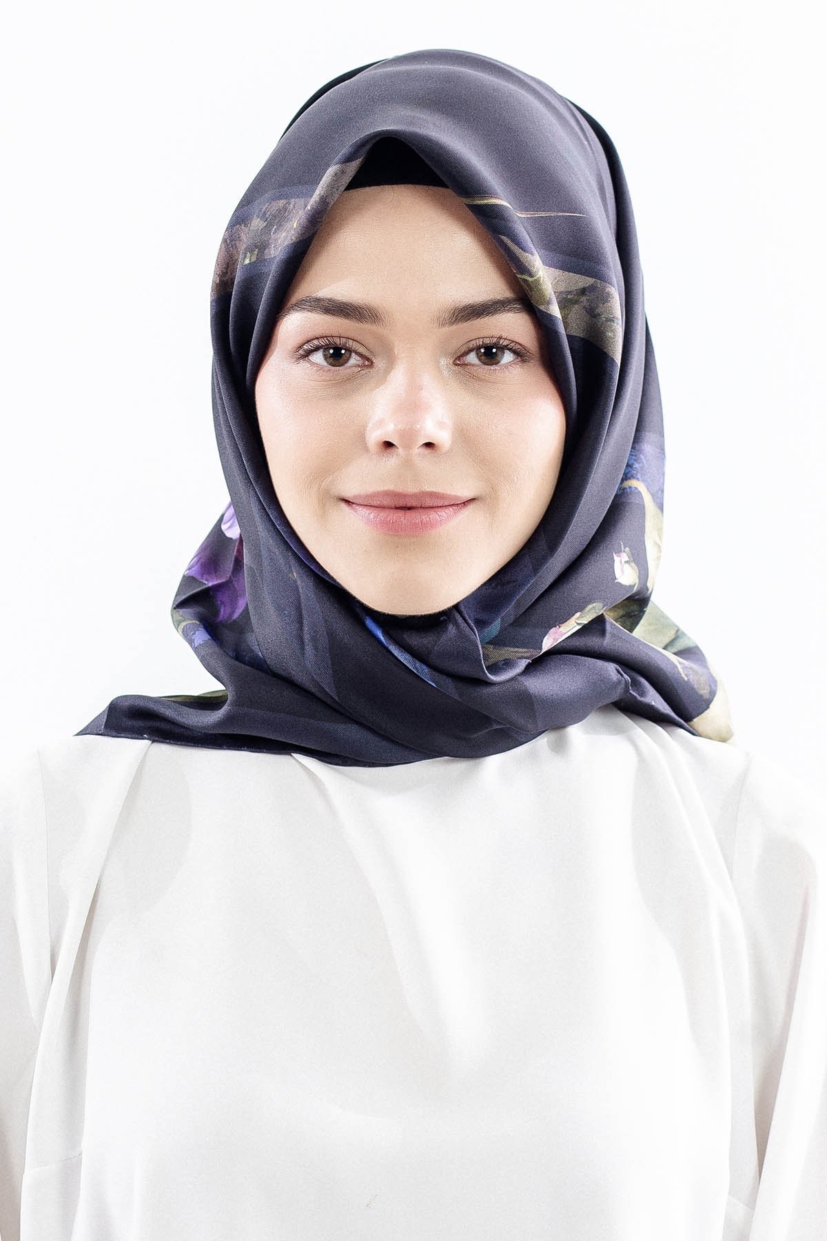 Dg18337 İpek Eşarp Çizgili Çiçek Twill Kumaş - K Lacivert