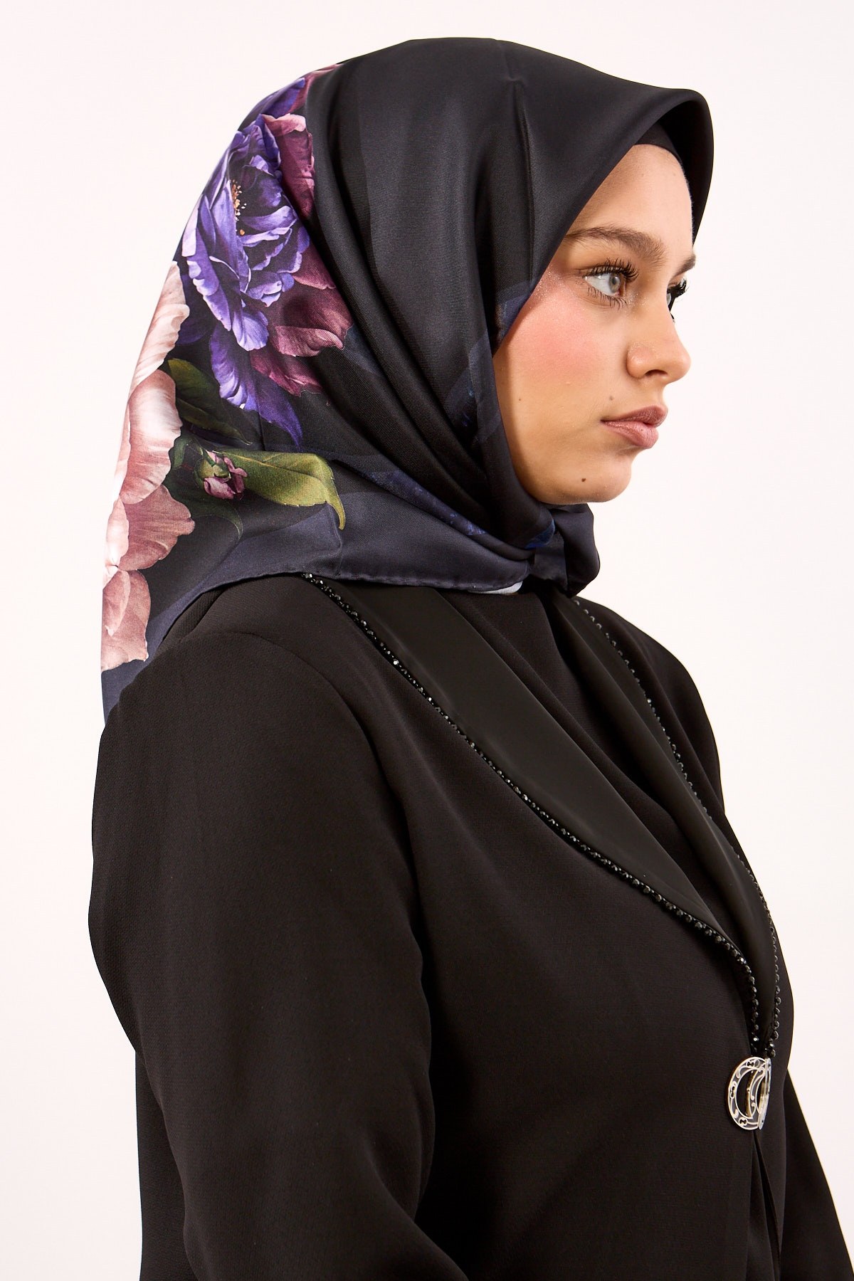 Dg18337 İpek Eşarp Twill Kumaş Çizgi Çiçek Desen - Lacivert Pudra